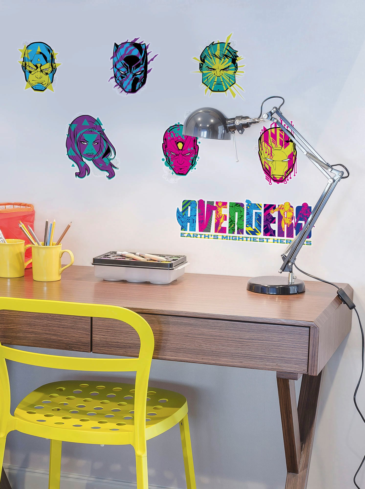 Komar Wandtattoo »Avengers Mightiest Heroes - Größe 100 x 70 cm«, (7 St.), selbstklebend, Wandsticker, Kinderzimmer