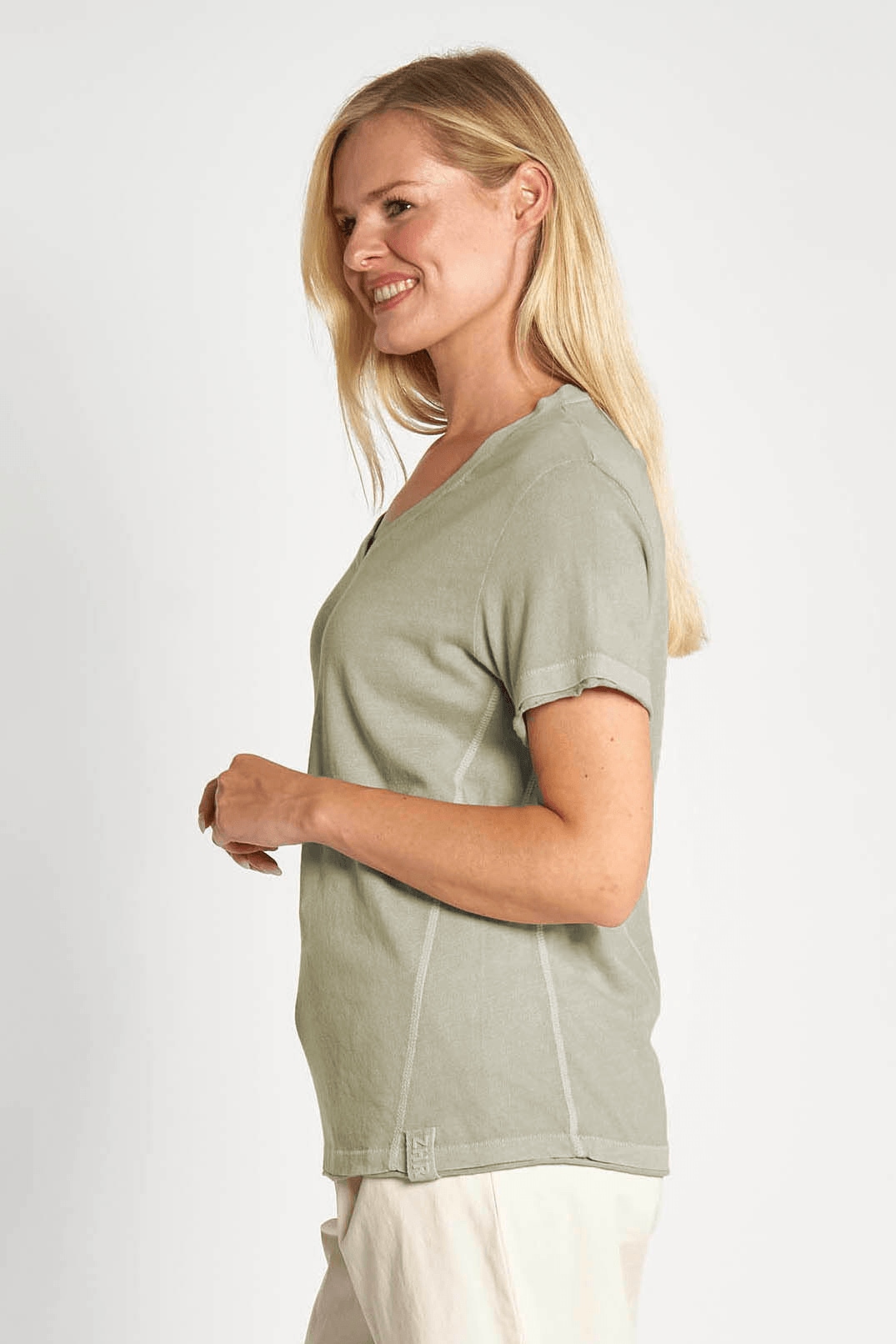 Zhrill T-Shirt »ZHSVANA«, mit V-Ausschnitt