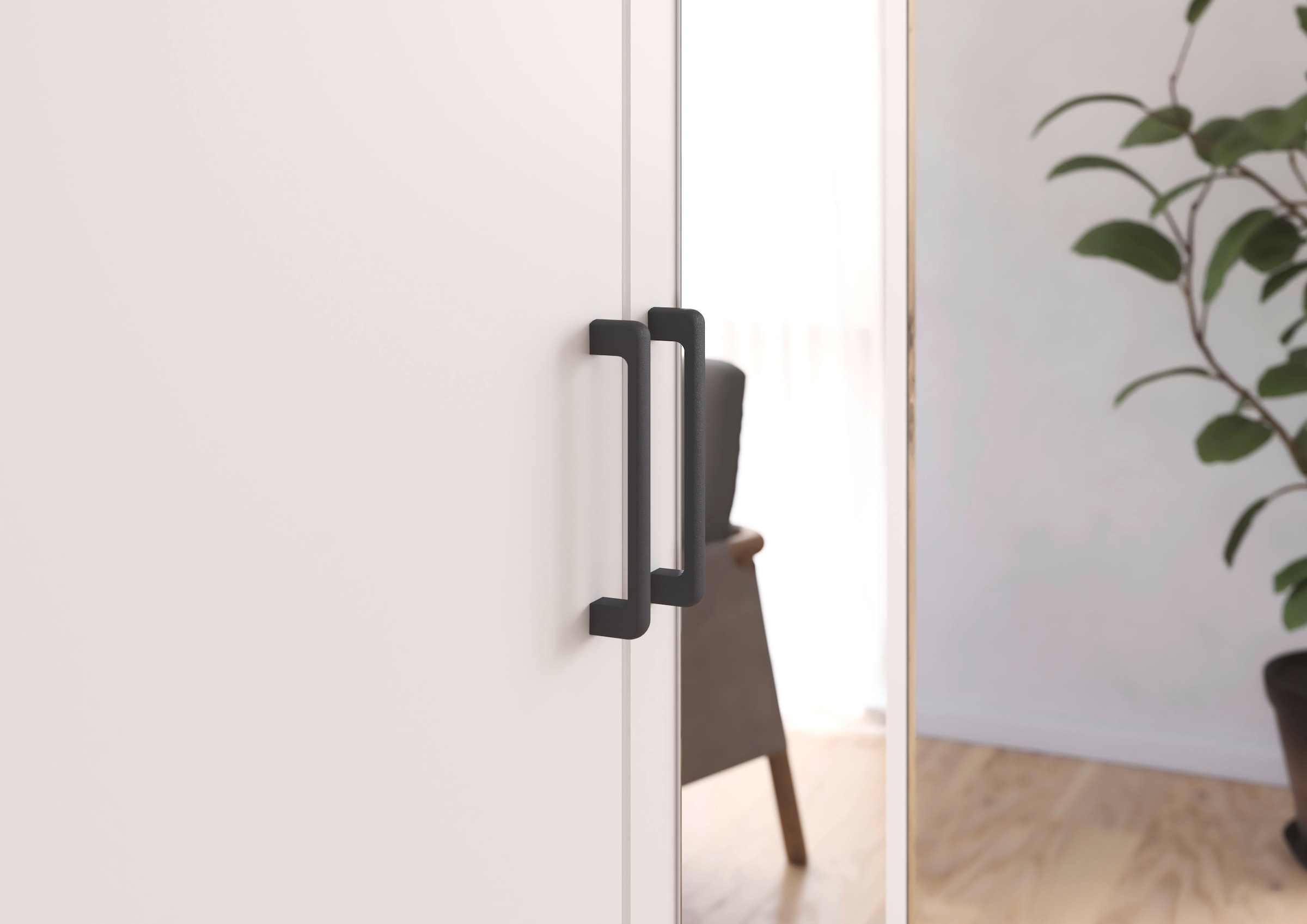 rauch Drehtürenschrank »Kleiderschrank Schrank Garderobe Wäscheschrank VOYAGER« in 3 verschiedenen Ausstattungen BASIC/CLASSIC/PREMIUM,  mit modernen Griffen in Graumetallic, inkl. Schubkästen und Spiegel