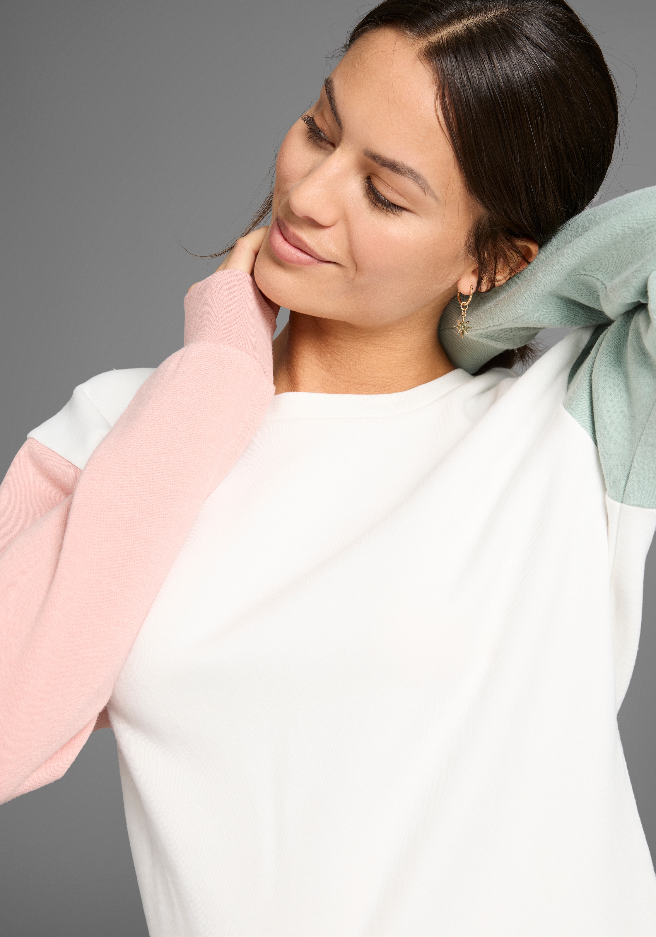 KangaROOS Sweatshirt , mit Farbverlauf
