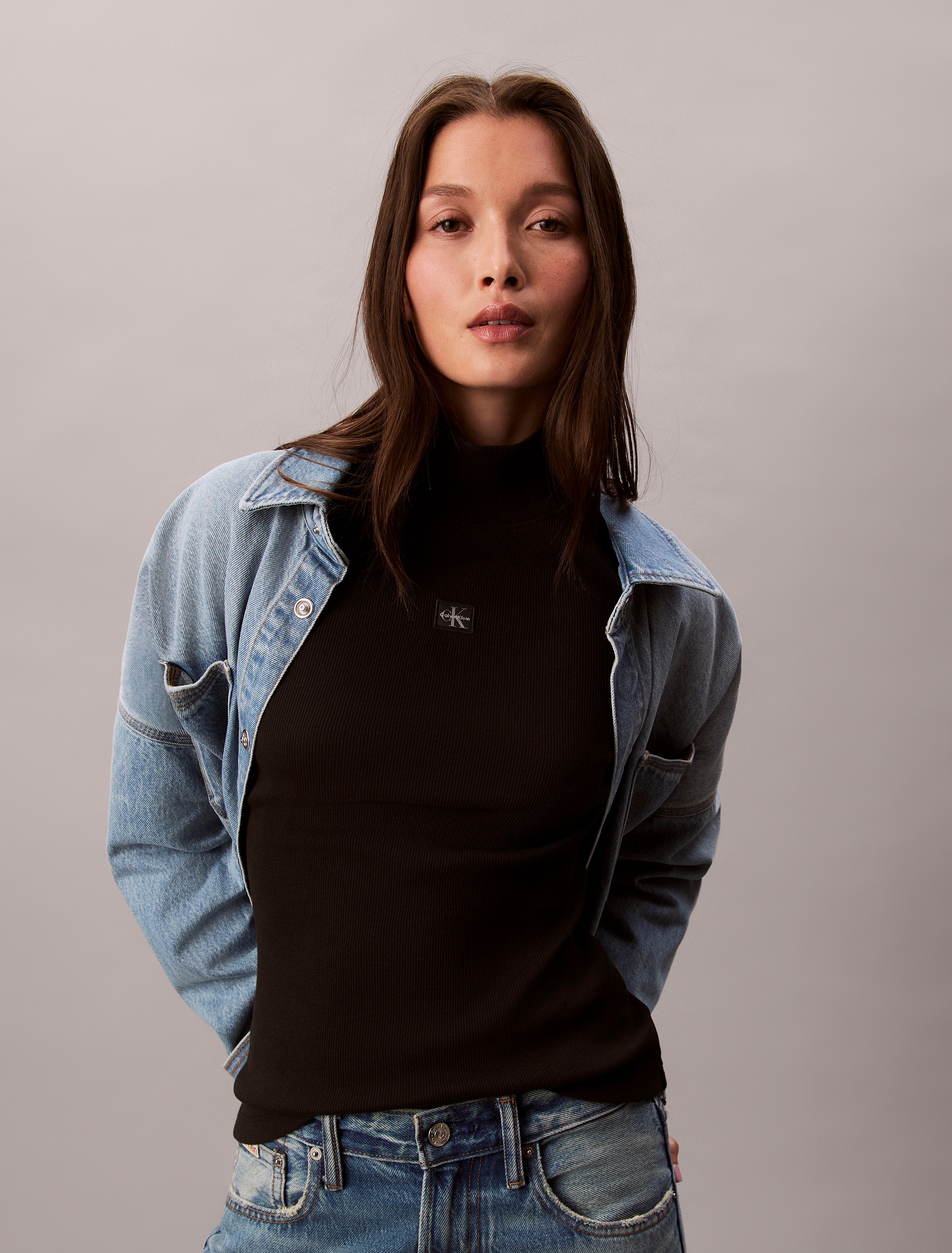 Calvin Klein Jeans Shirttop »LS WOVEN LABEL TURTLENECK« Mit Rundhalsausschnitt, regular fit