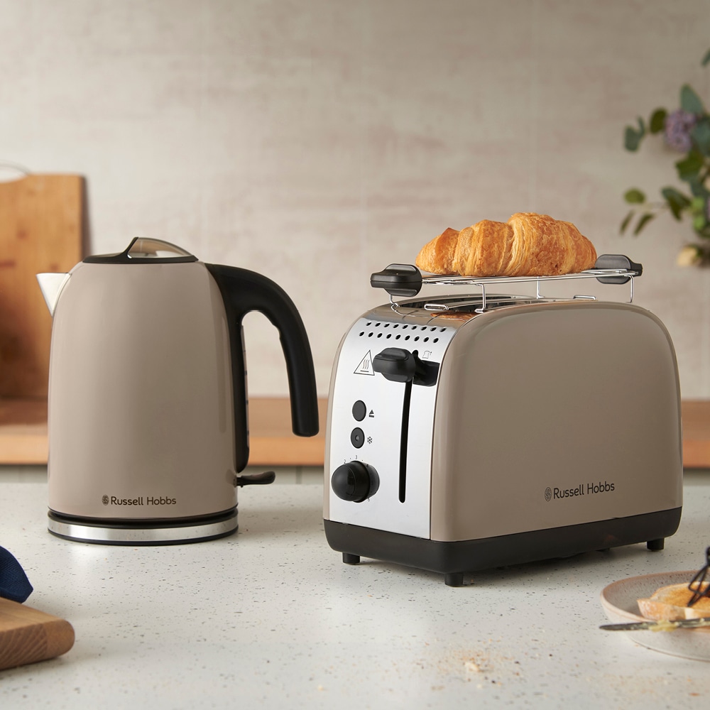 RUSSELL HOBBS Toaster »Colours Plus+ Mocha 26931-56« 1100 W 2 extra breite Toastschlitze, inkl. Brötchenaufsatz, 6 Bräunungsstufen