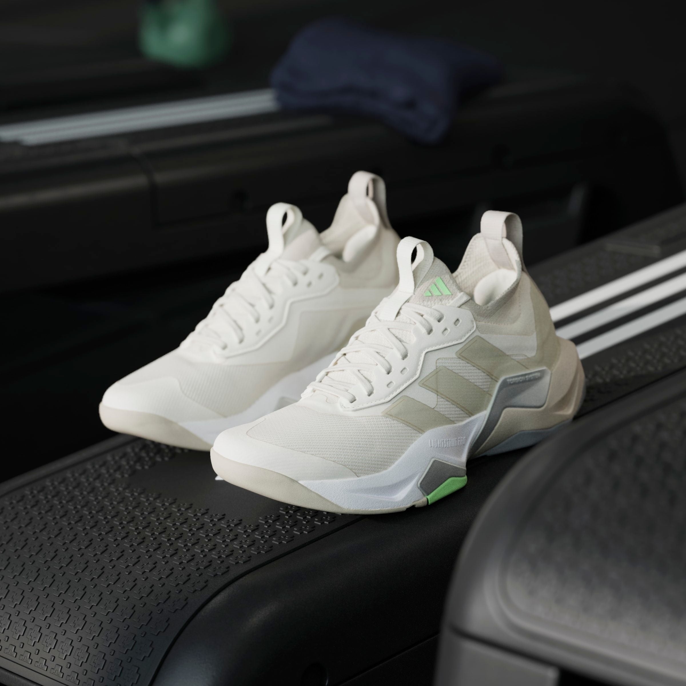 adidas Performance Trainingsschuh »RAPIDMOVE ADV 2-E«