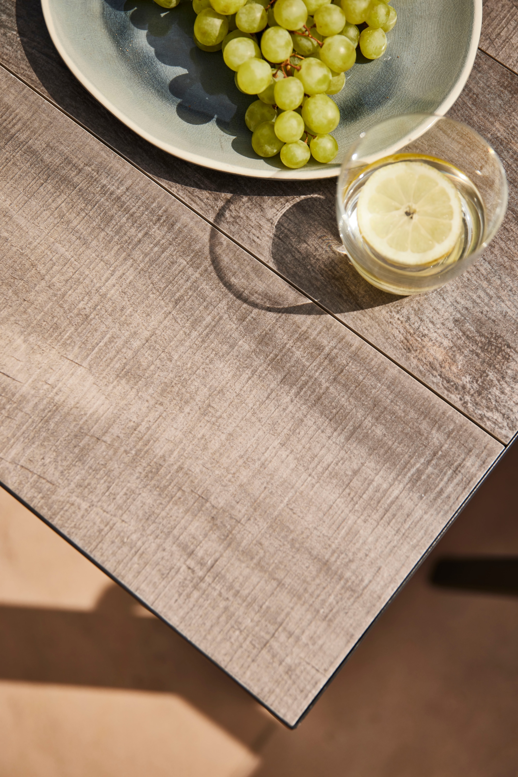 Siena Garden Gartentisch »SILVA Tisch 140x90cm matt anthrazit/washed grey« Aluminiumgestell matt anthrazit, Tischplatte aus Keramik, washed grey