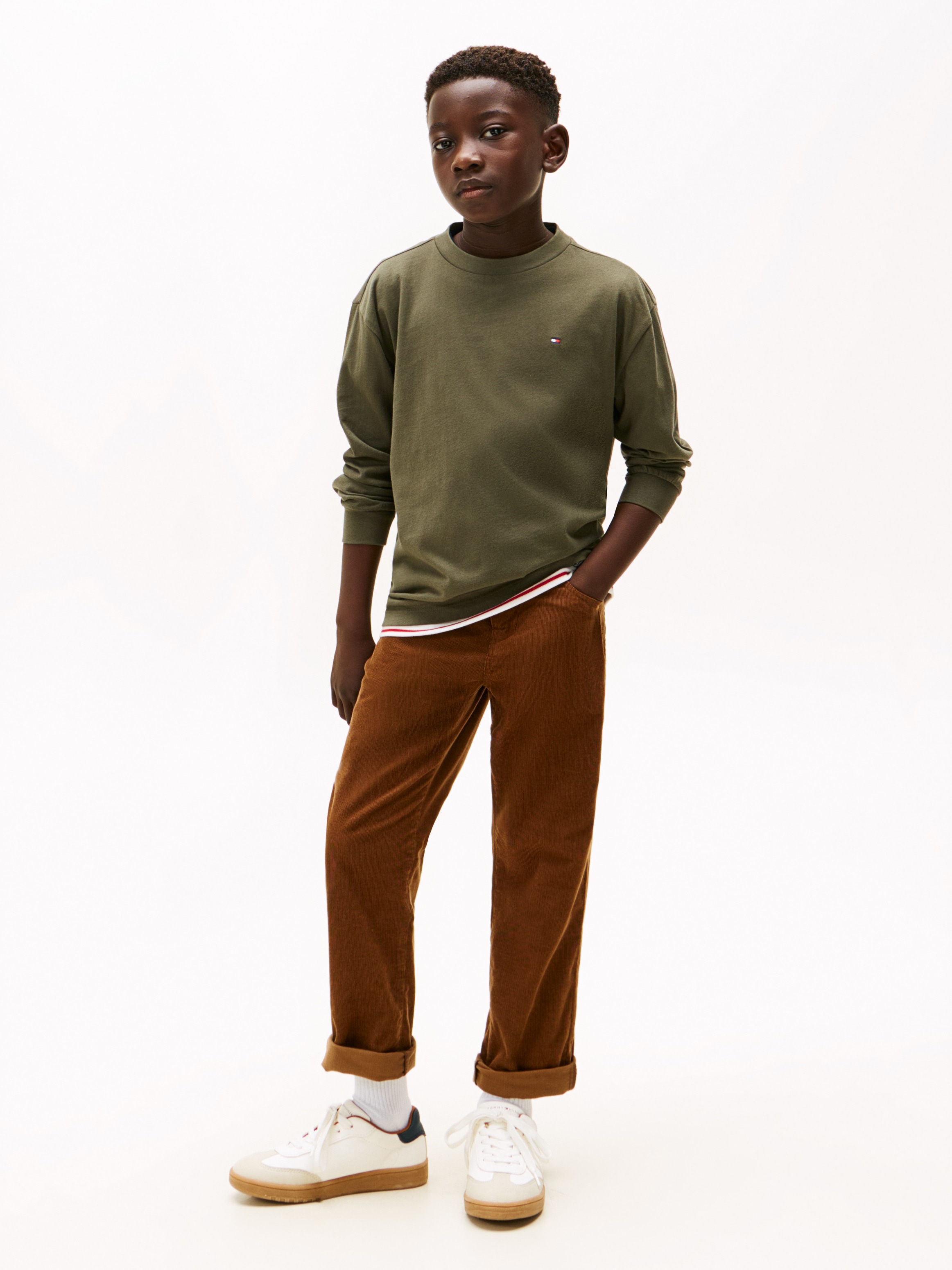 Tommy Hilfiger Langarmshirt »ESSENTIAL T-SHIRT LS« für Kinder bis 16 Jahre, Markenlogo