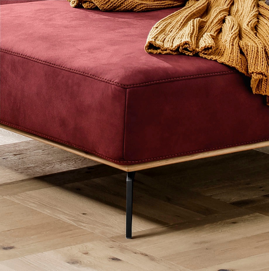 W.SCHILLIG Ecksofa »run, Designsofa mit tollem Sitzkomfort, bequem, L-Form«, mit Holzsockel, Füße in Schwarz pulverbeschichtet, Breite 299 cm
