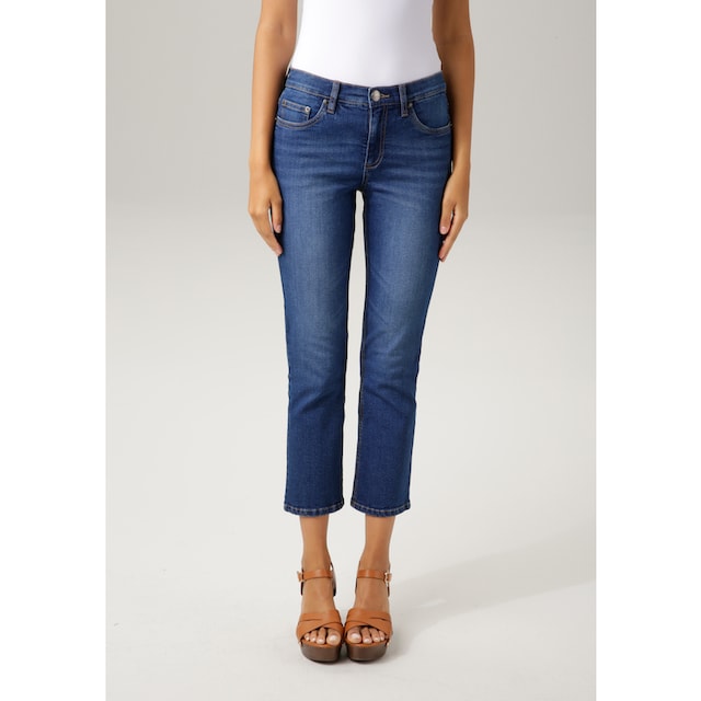 Aniston CASUAL Bootcut-Jeans, in trendiger 7/8-Länge bei ♕
