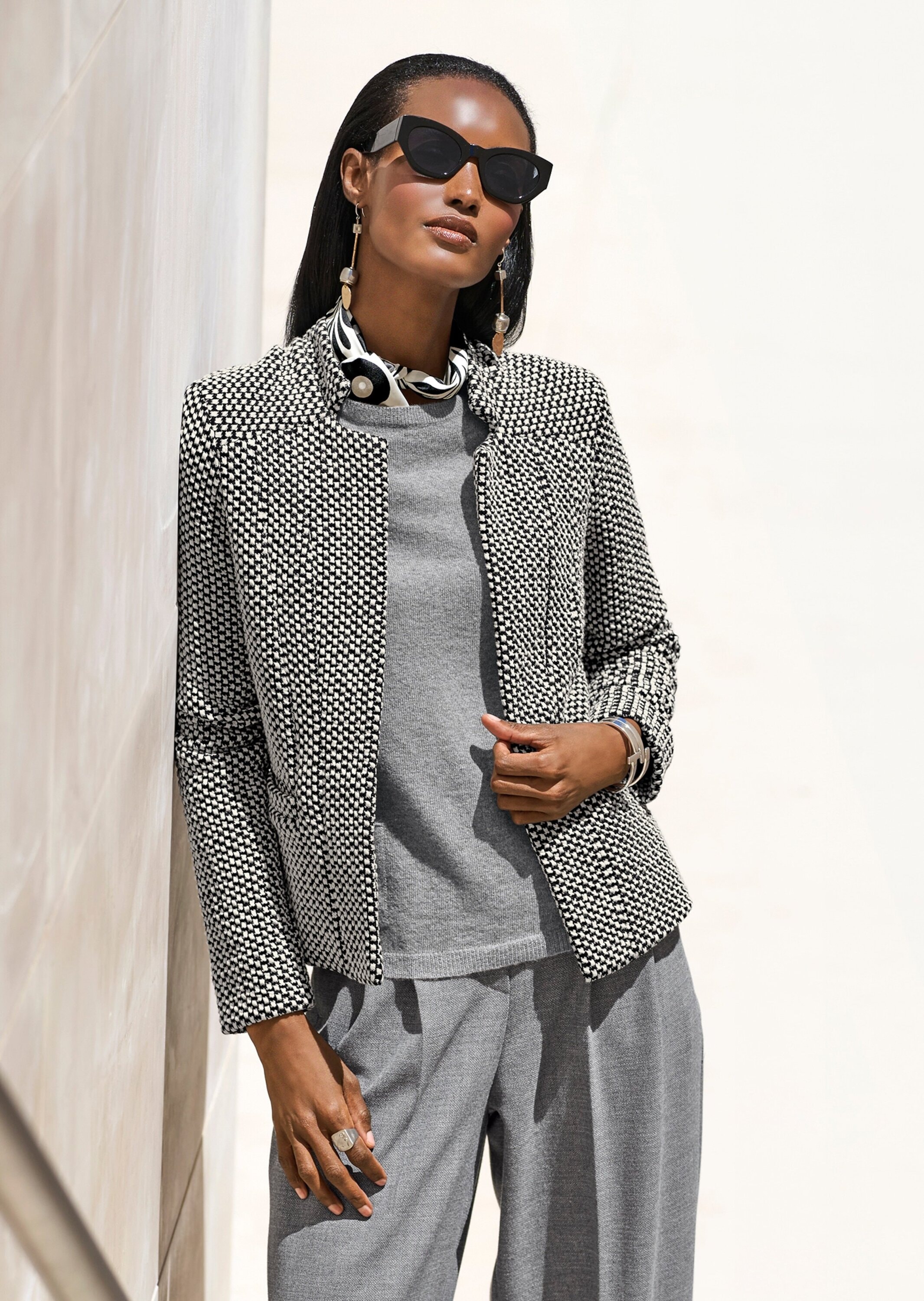 MADELEINE Jerseyblazer »Kurzblazer Moderner Jerseyblazer mit Struktur«