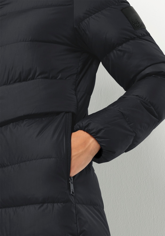 Jack Wolfskin Daunenmantel »LENAUPLATZ COAT W«