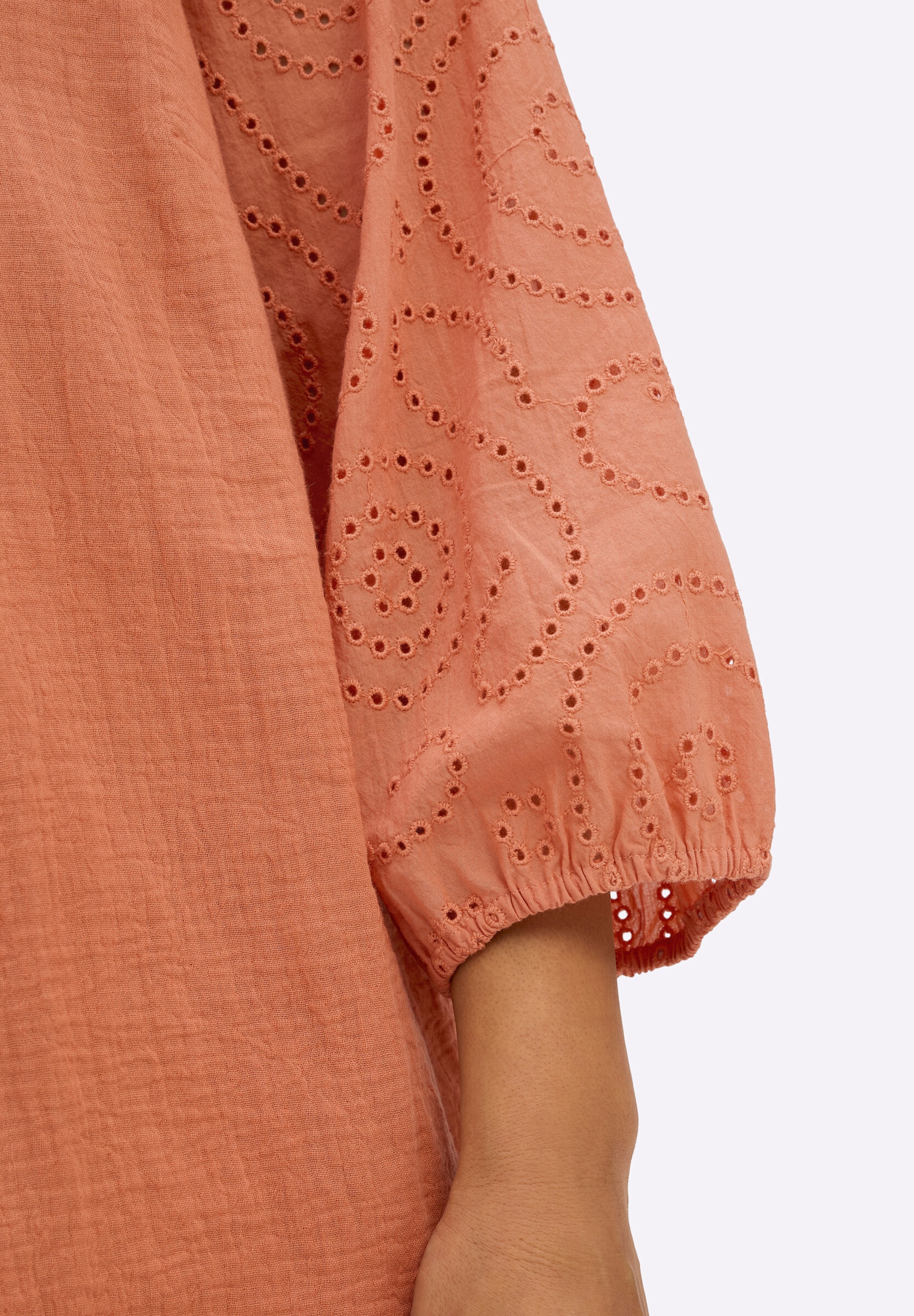 Sheego Longbluse »Tunika Tunika mit Lochspitze und Stickereien«