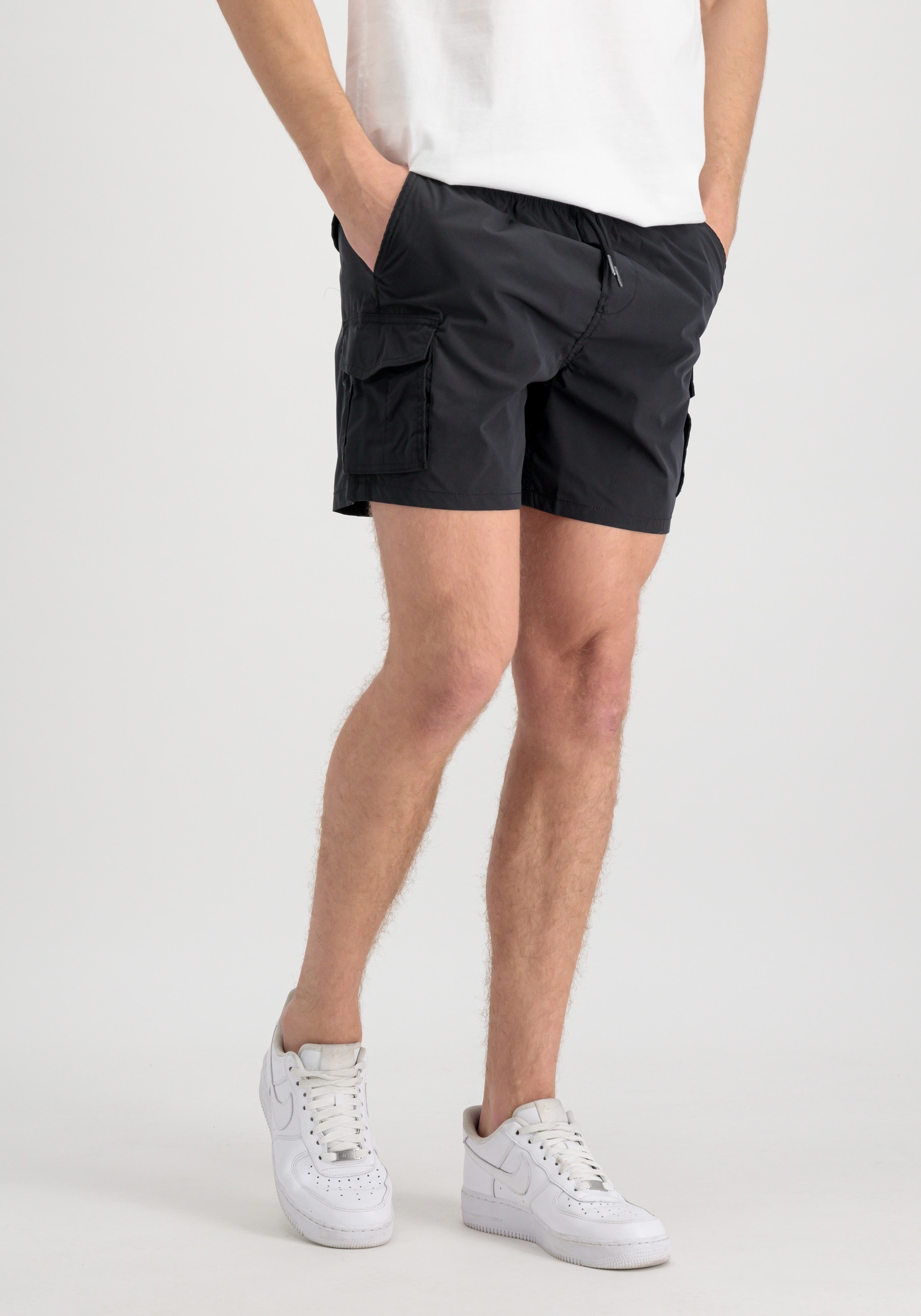 Sweatshorts »Alpha Industries Men - Shorts Nylon Cargo Jogger Short«