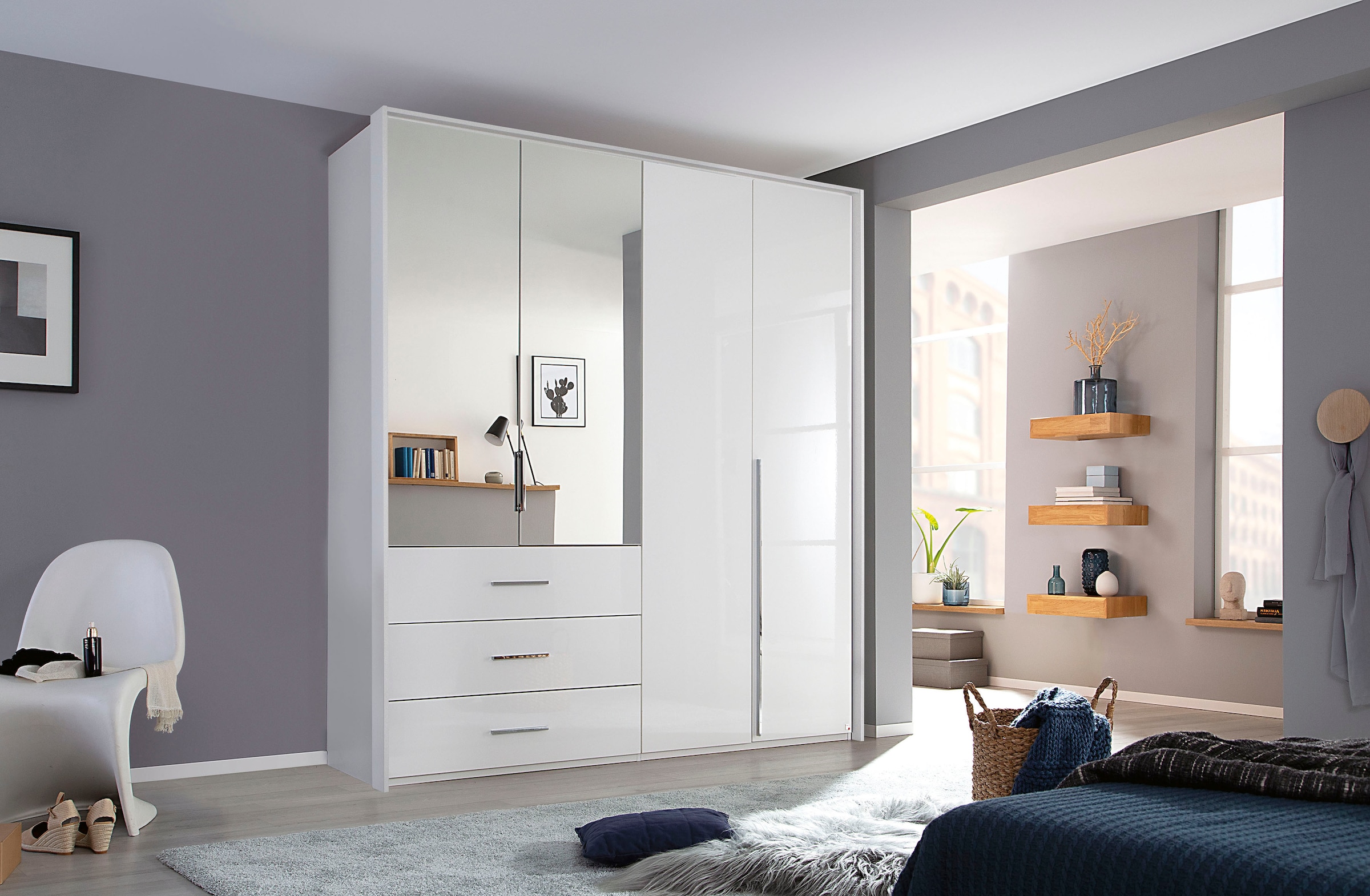 rauch Drehtürenschrank »Kleiderschrank Schrank Garderobe Wäscheschrank MONTCLAR« in den Breiten 204/254/304 cm, inkl. SOFT-CLOSE-FUNKTION,  Passepartout optional mit Beleuchtung, inkl. Zubehör MADE IN GERMANY