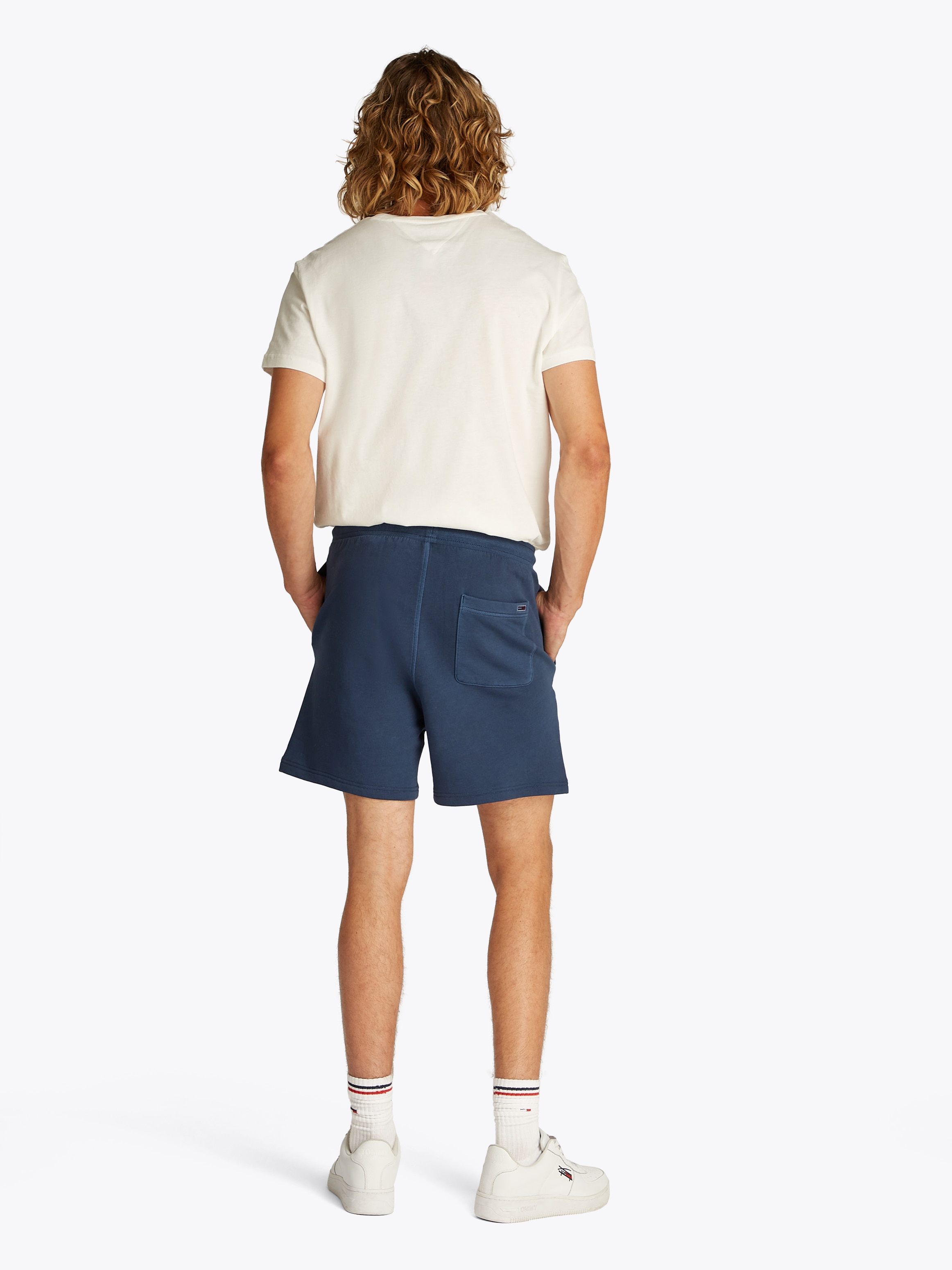 Tommy Jeans Sweatshorts »TJM REG VARSITY GRAPHICS SHORT«
