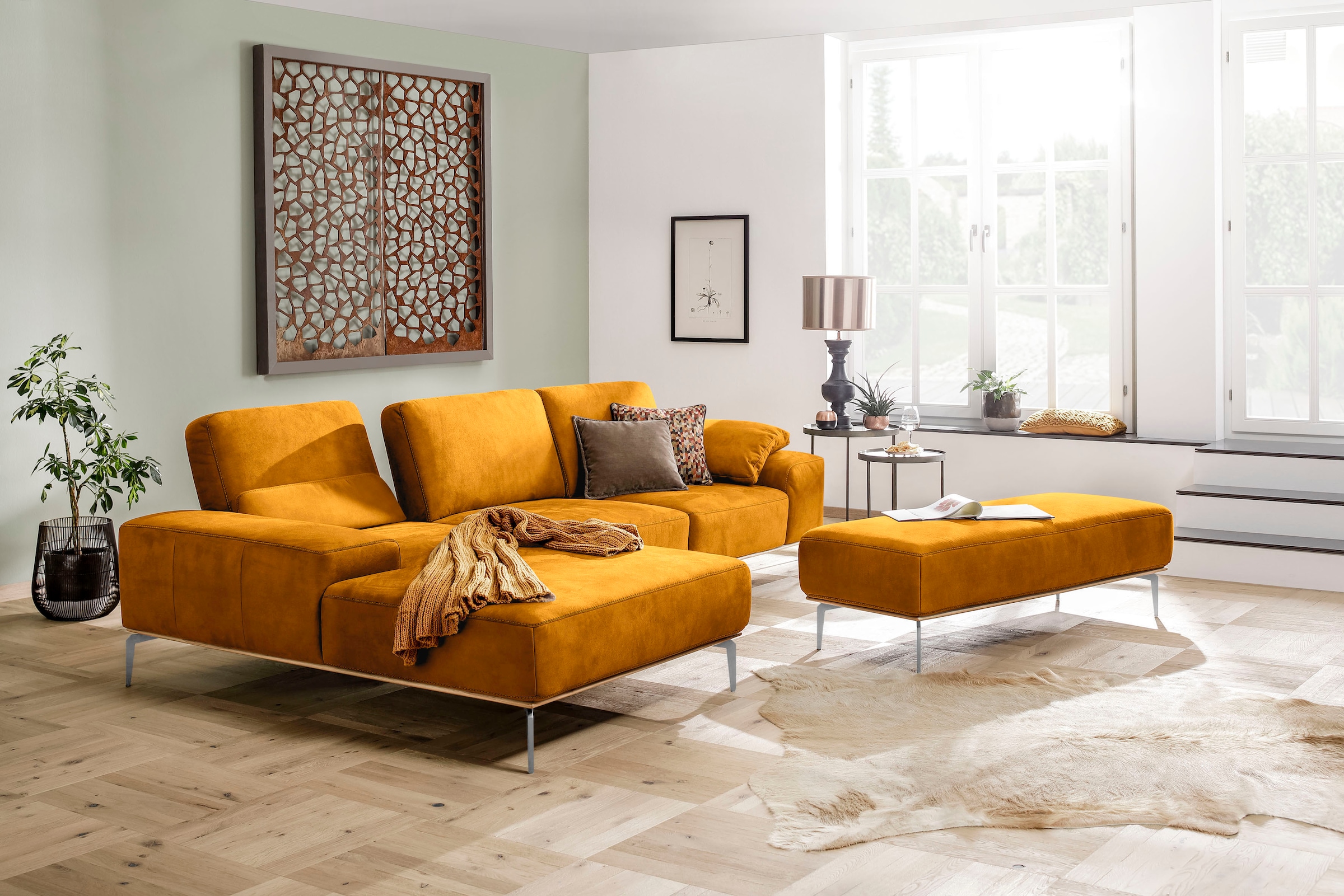 W.SCHILLIG Ecksofa »run, Designsofa mit tollem Sitzkomfort, bequem, L-Form«, mit elegantem Holzsockel, Füße in Chrom glänzend, Breite 319 cm