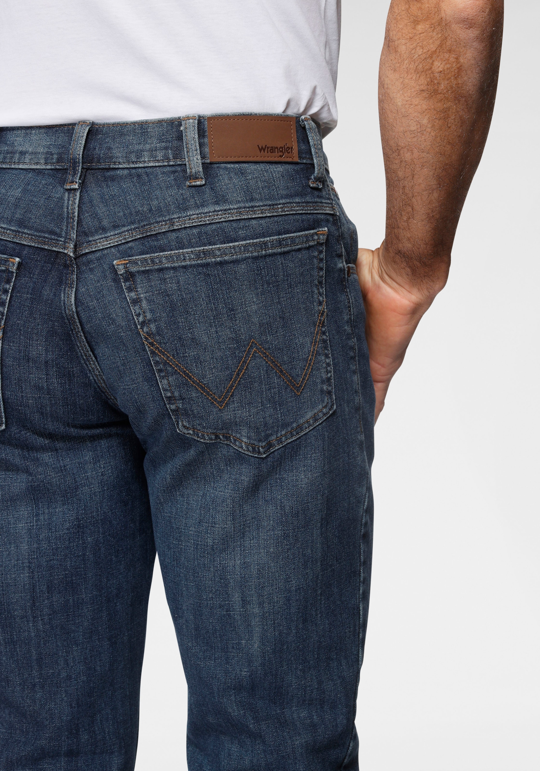 Wrangler Straight-Jeans »Authentic Straight«