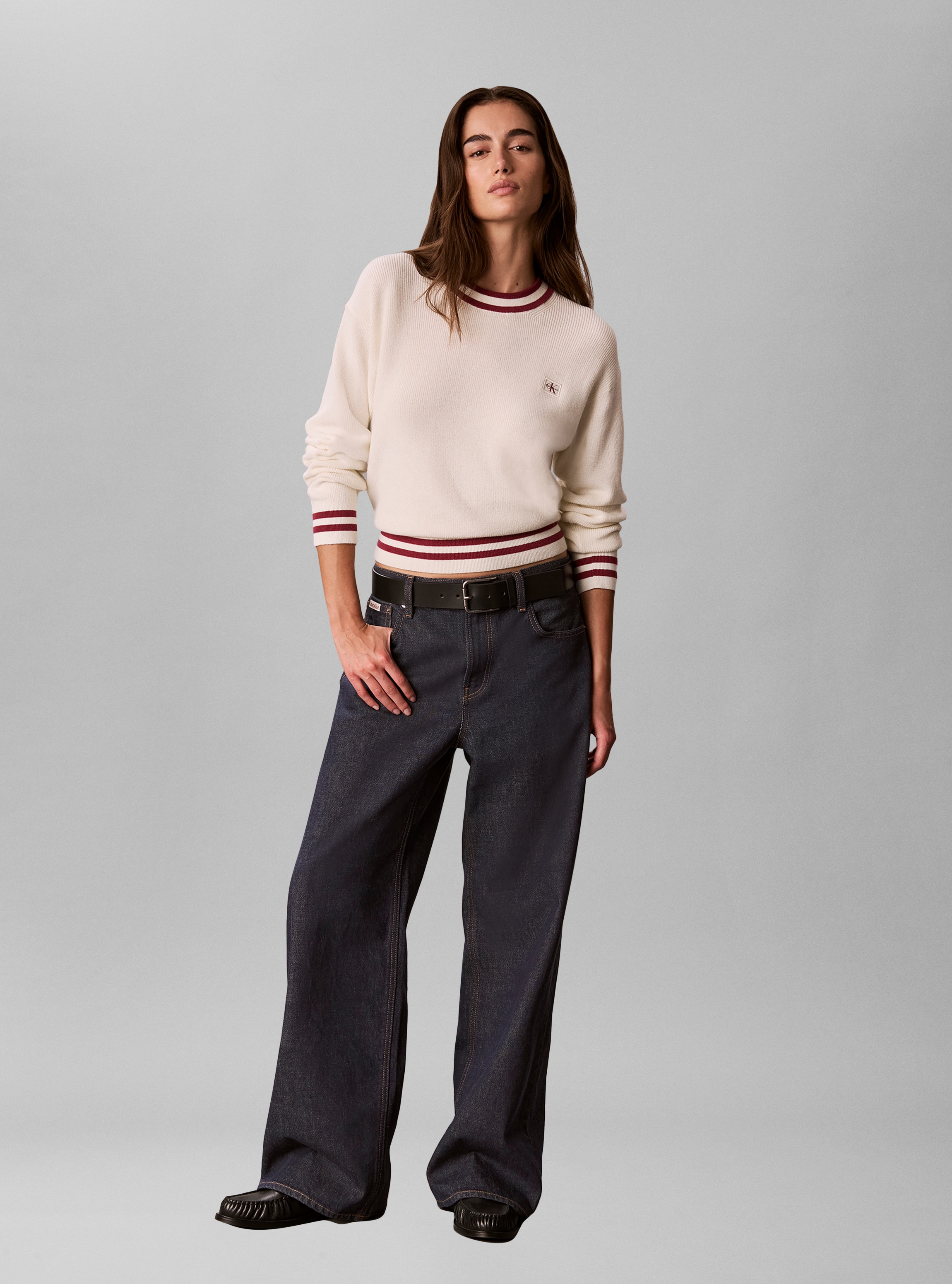 Calvin Klein Jeans Rundhalspullover »WOVEN LABEL CREWNECK SWEATER« Regular fit mit Rundhalsausschnitt