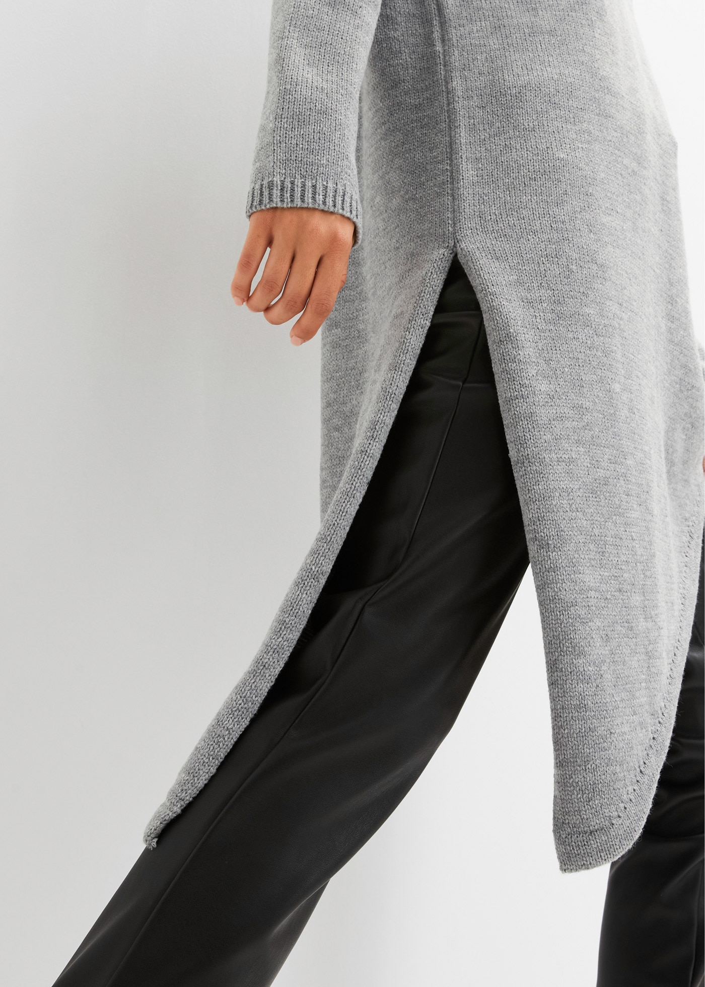 bonprix Longpullover »Long-Pullover« aus Polyacryl und Polyester, Oversize Passform, asymmetrischer Saum