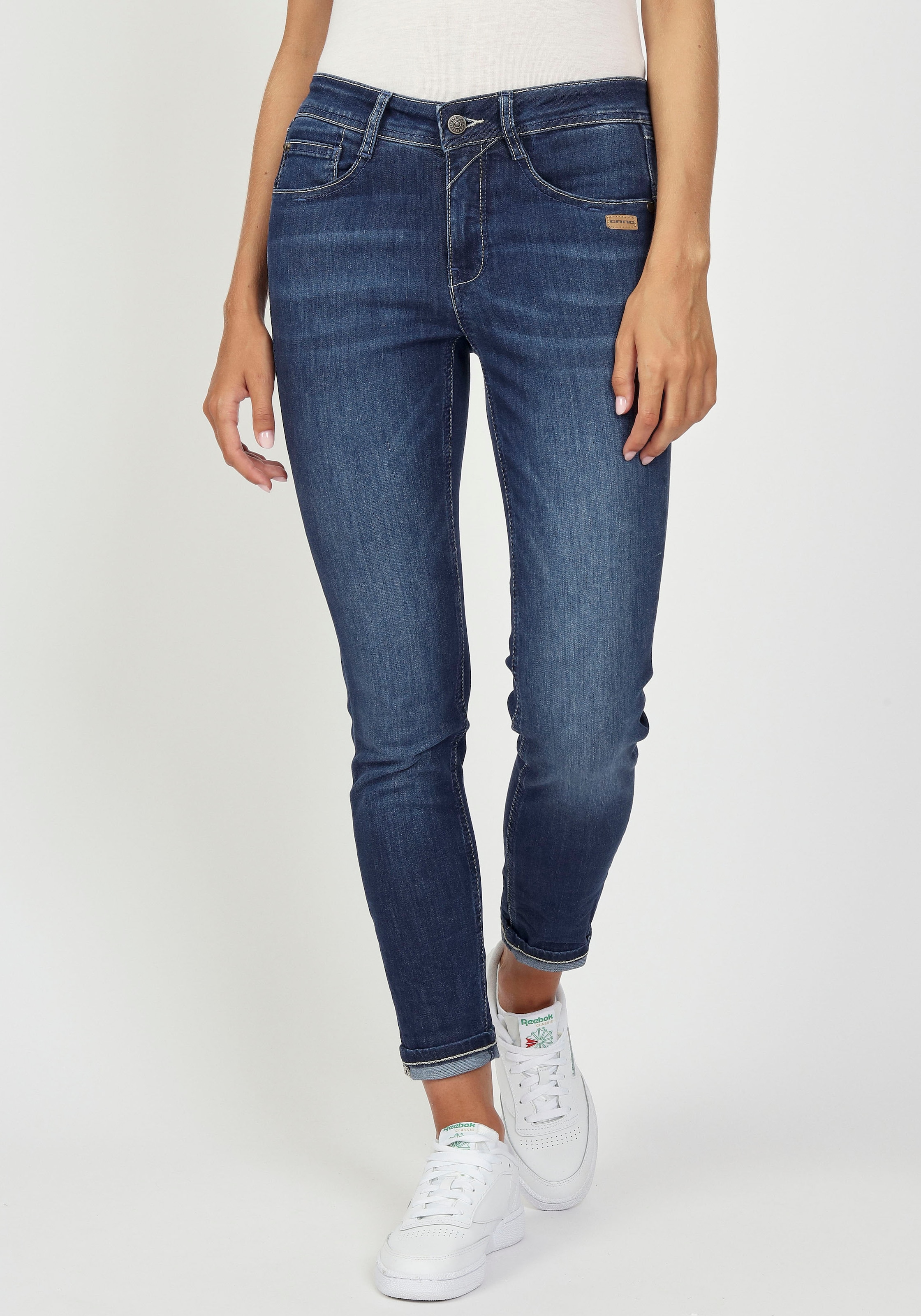 GANG Relax-fit-Jeans »AMELIE«, mit Used-Effekten