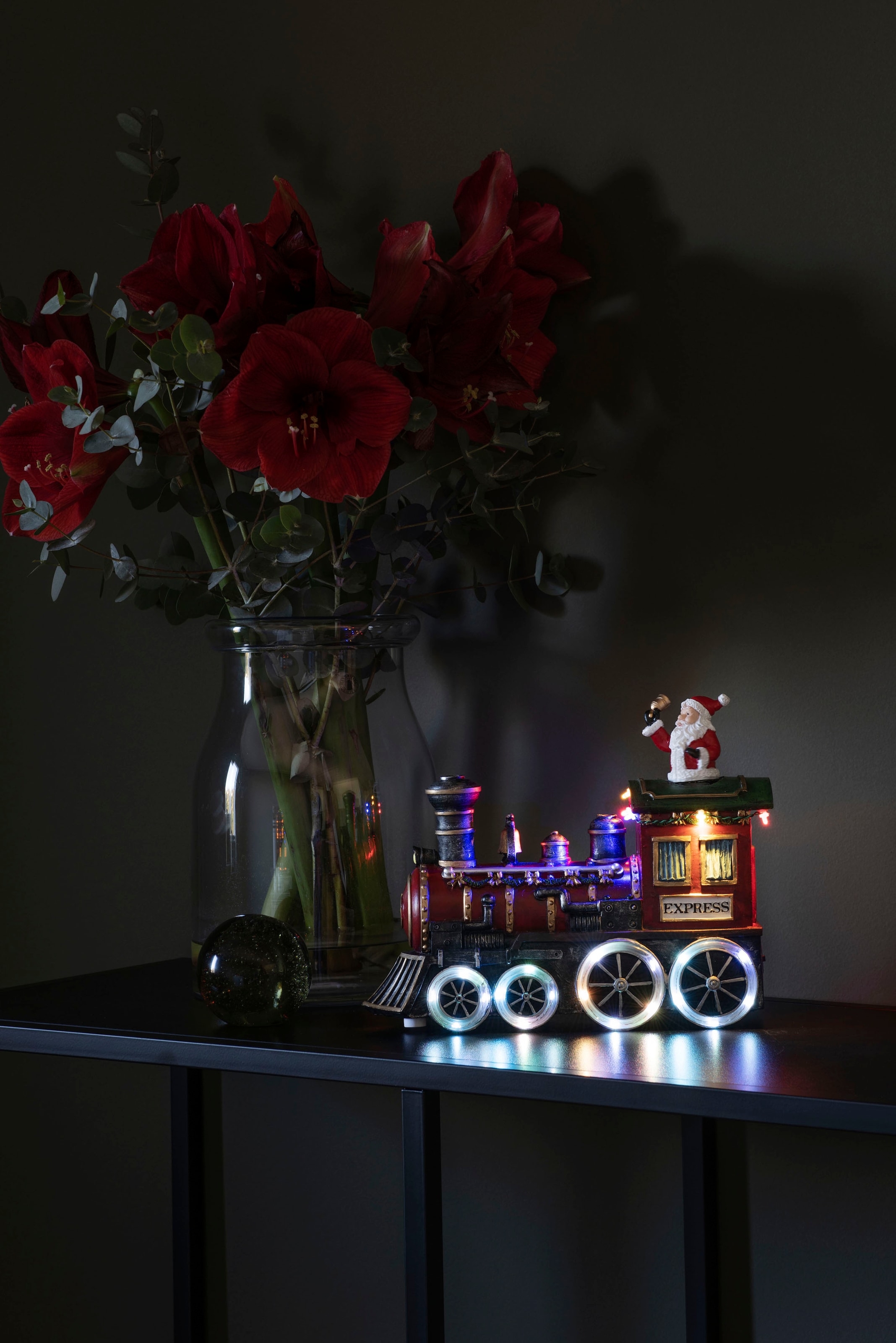 KONSTSMIDE Weihnachtsszene »Zug, mit Musik, Innen«, online 24 oder wählbar bunte USB Batteriebetrieb kaufen zwischen bequem Dioden