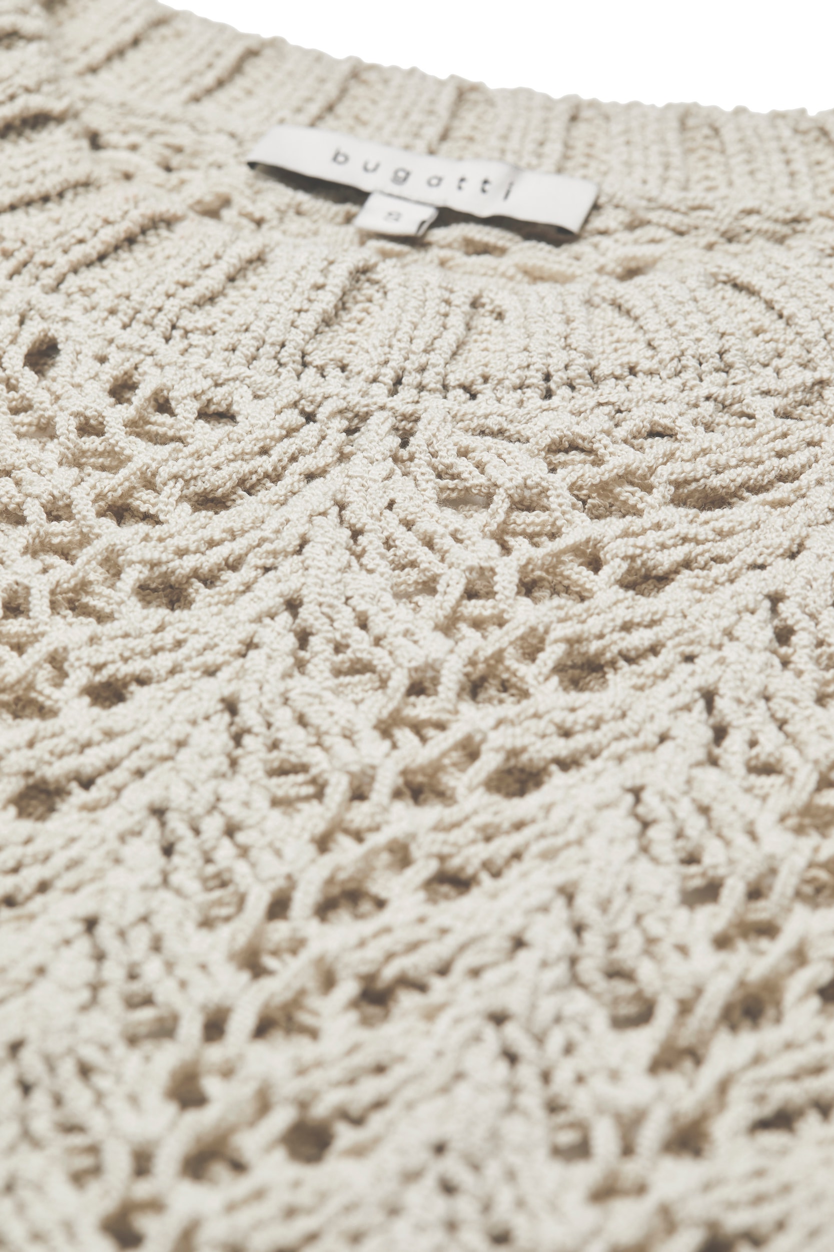 bugatti Rundhalspullover mit Lochstrick