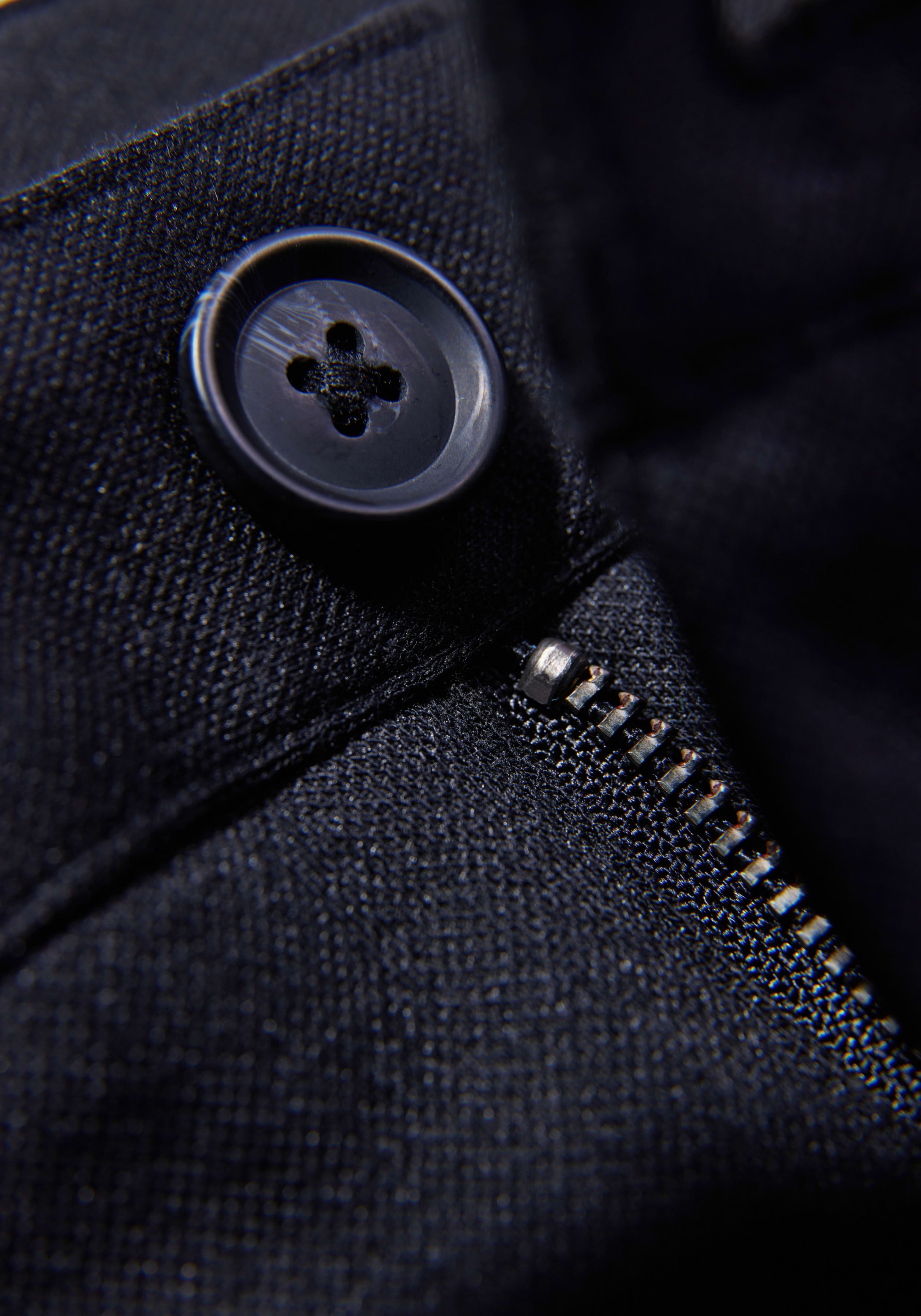 LINDBERGH Chinoshorts  im Slim Fit und mit Viskose und Stretch