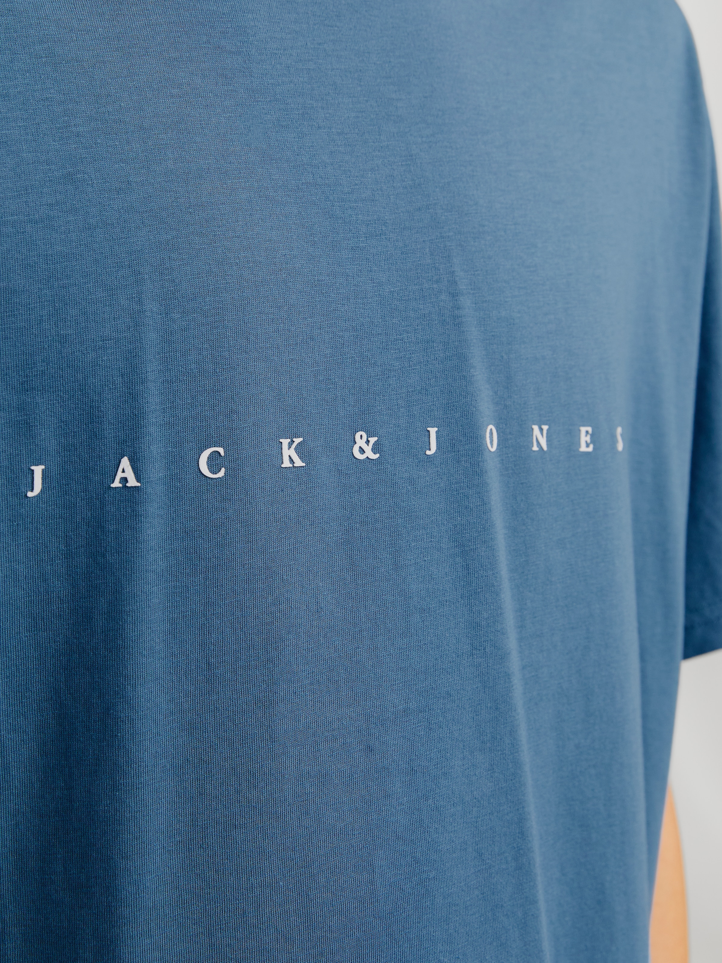 Jack & Jones Rundhalsshirt »JJESTAR JJ TEE SS NOOS«, mit Logo Schriftzug