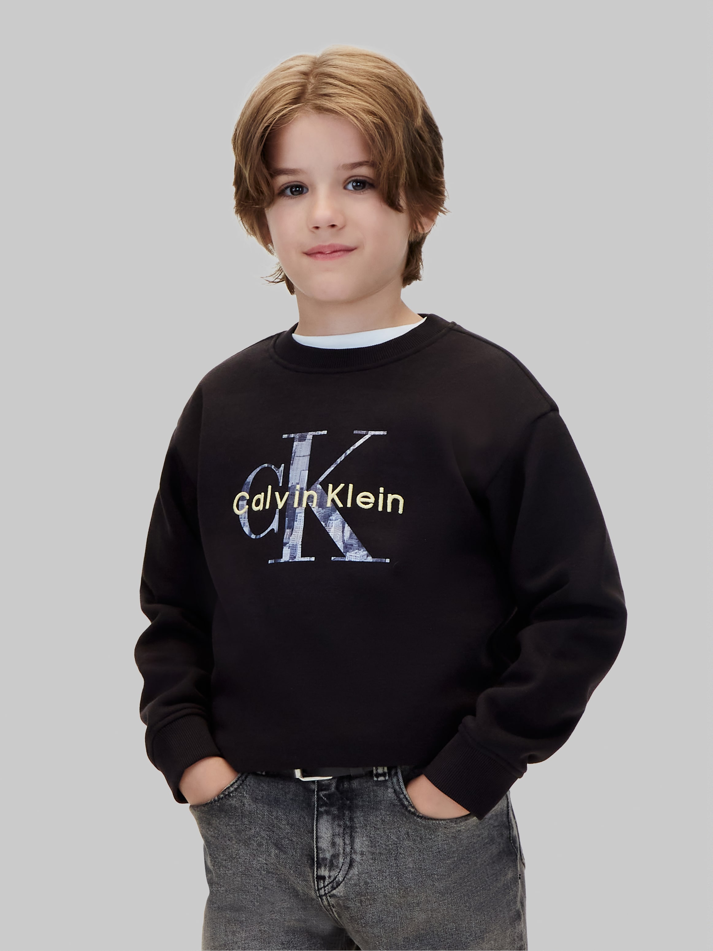 Calvin Klein Jeans Sweatshirt »FILLED MONOLOGO CN SWEATSHIRT«, Regular fit mit Rundhalsausschnitt, Logoschriftzug

