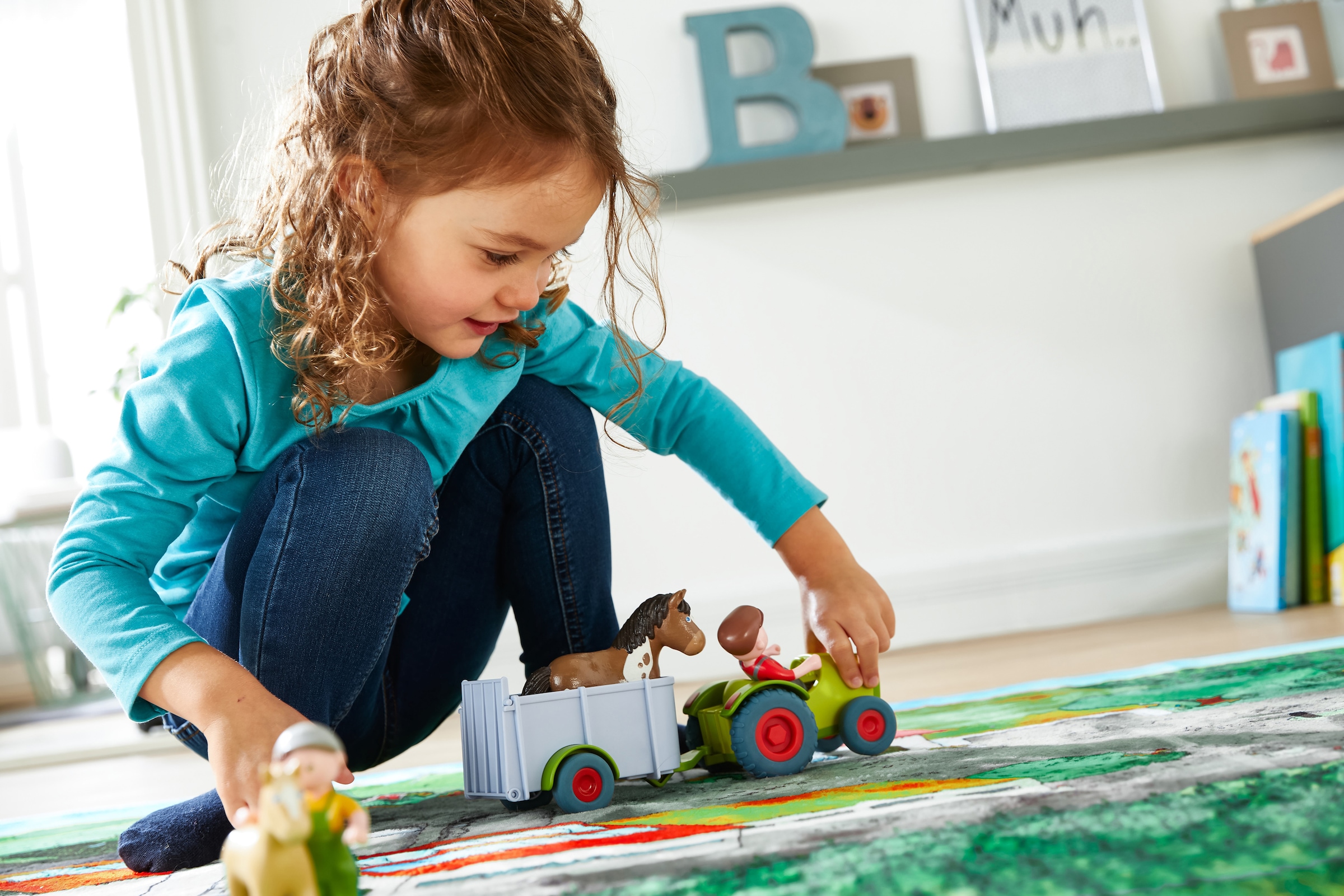 Haba Spielzeug-Traktor »Little Friends - Traktor mit Anhänger«