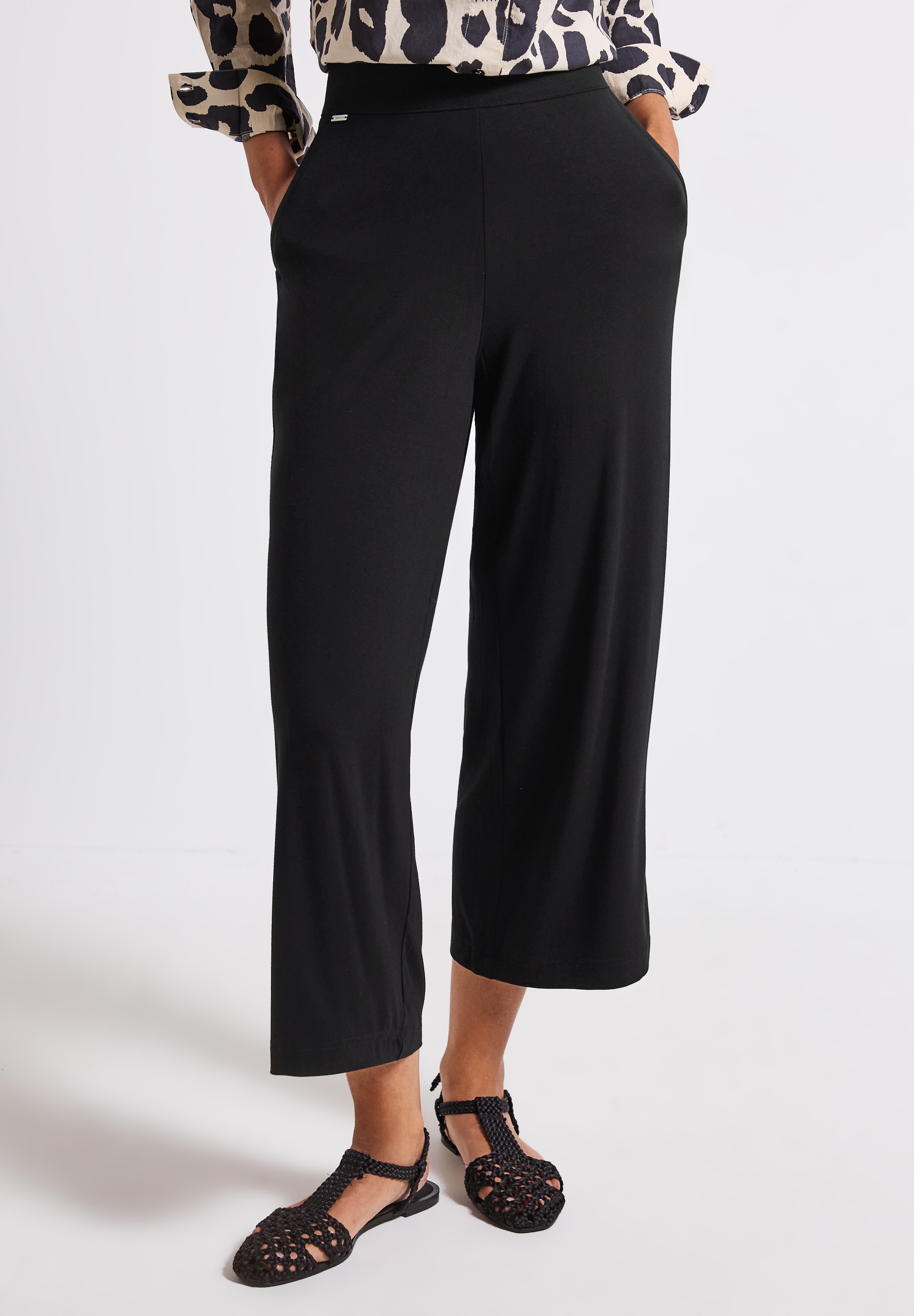 STREET ONE Stoffhose »Style EMEE«, 7/8-Länge und seitliche Taschen