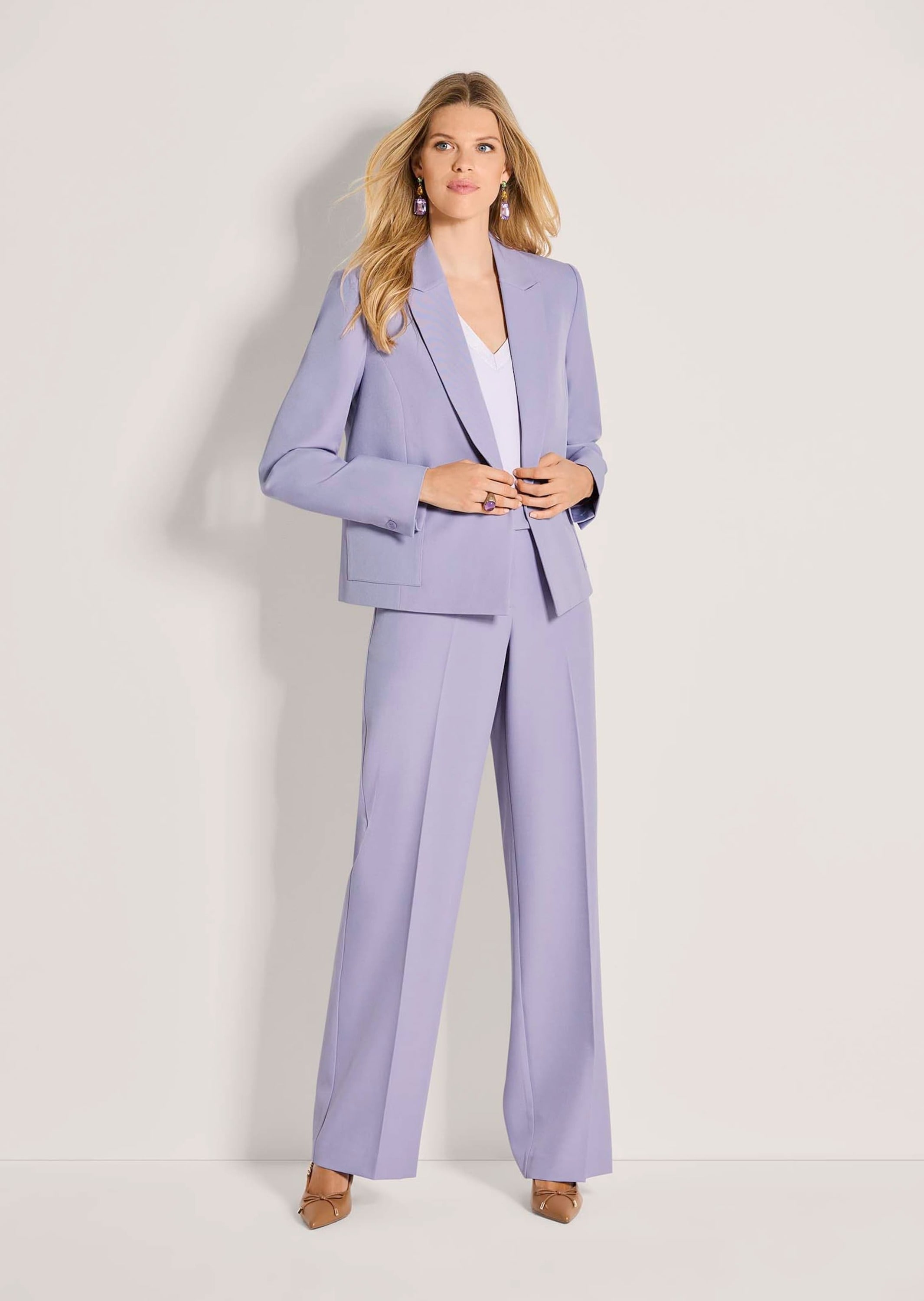 MADELEINE Jackenblazer »Blazer Eleganter Kurzblazer mit Reverskragen« Tonige Knöpfe