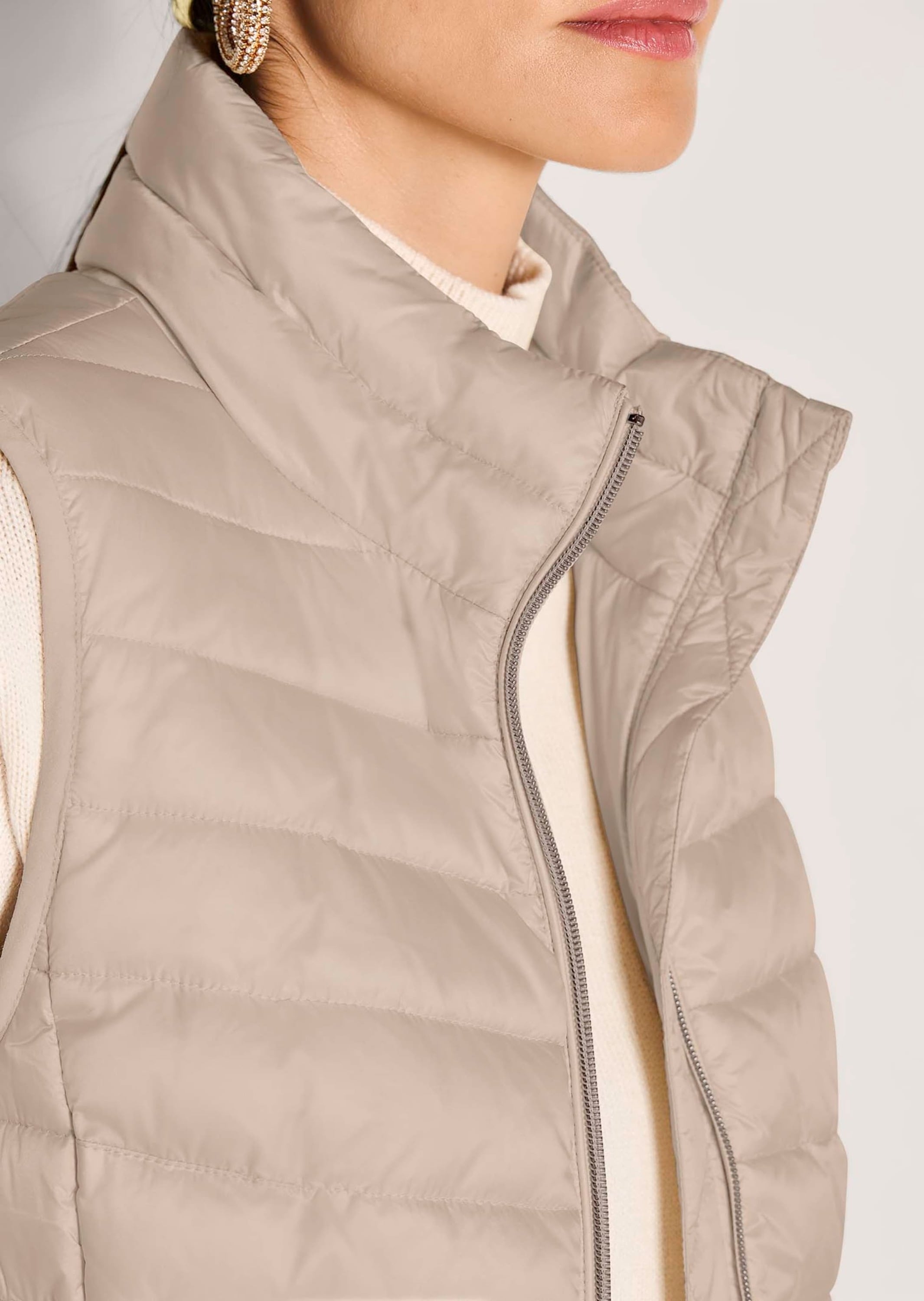 MADELEINE Kurzweste »Steppweste Verkürzte Steppweste für Damen«