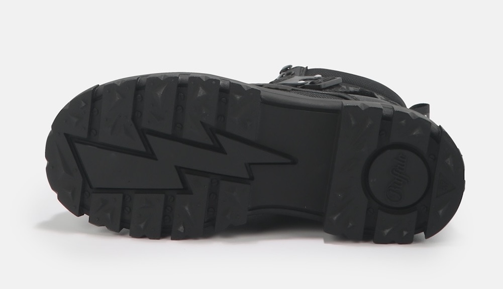 Buffalo Winterboots »Aspha Com1 Vegan«  Schnürstiefelette, Plateauboots mit Innen-Reißverschluss