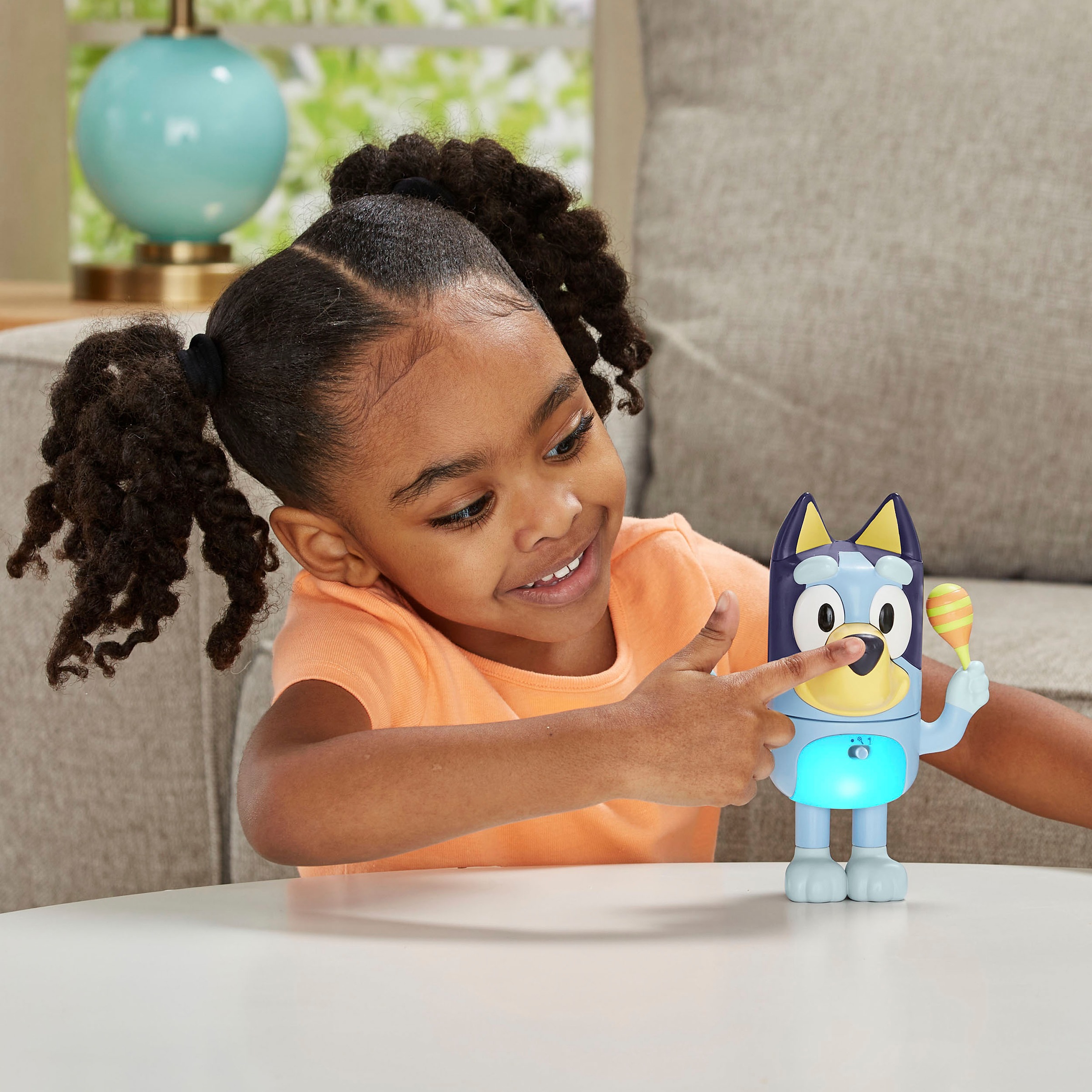 Vtech® Spielfigur »Bluey - Dreh- & Zieh-Reaktionsspiel«, mit Licht- und Soundeffekt