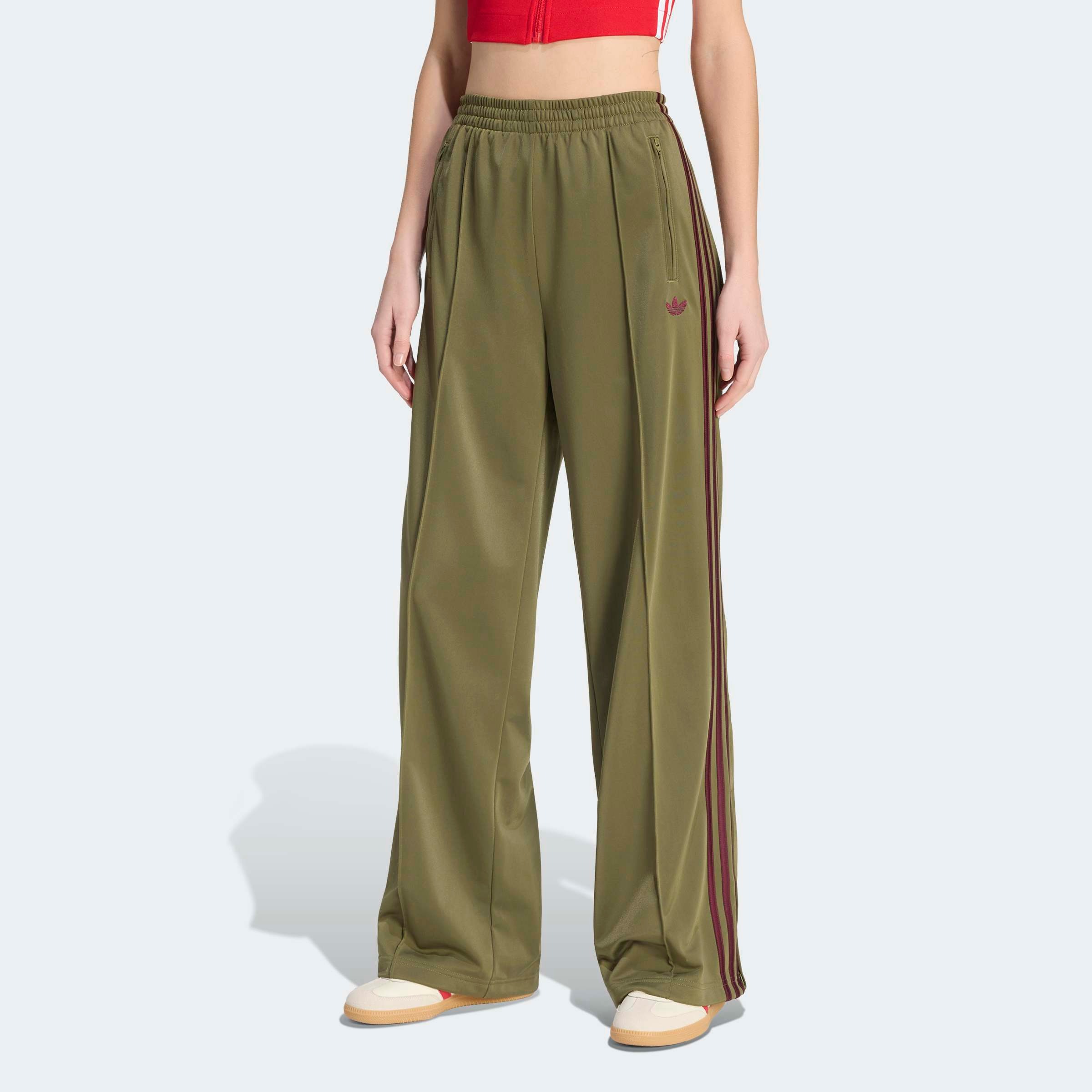 adidas Originals, Damen, Sporthose »FB LOOSE TP« Firebird Loose Sporthose, lässig geschnitten, Focus Olive/Maroon, N-Gr, L - N-Gr, Focus Olive/Maroon,
