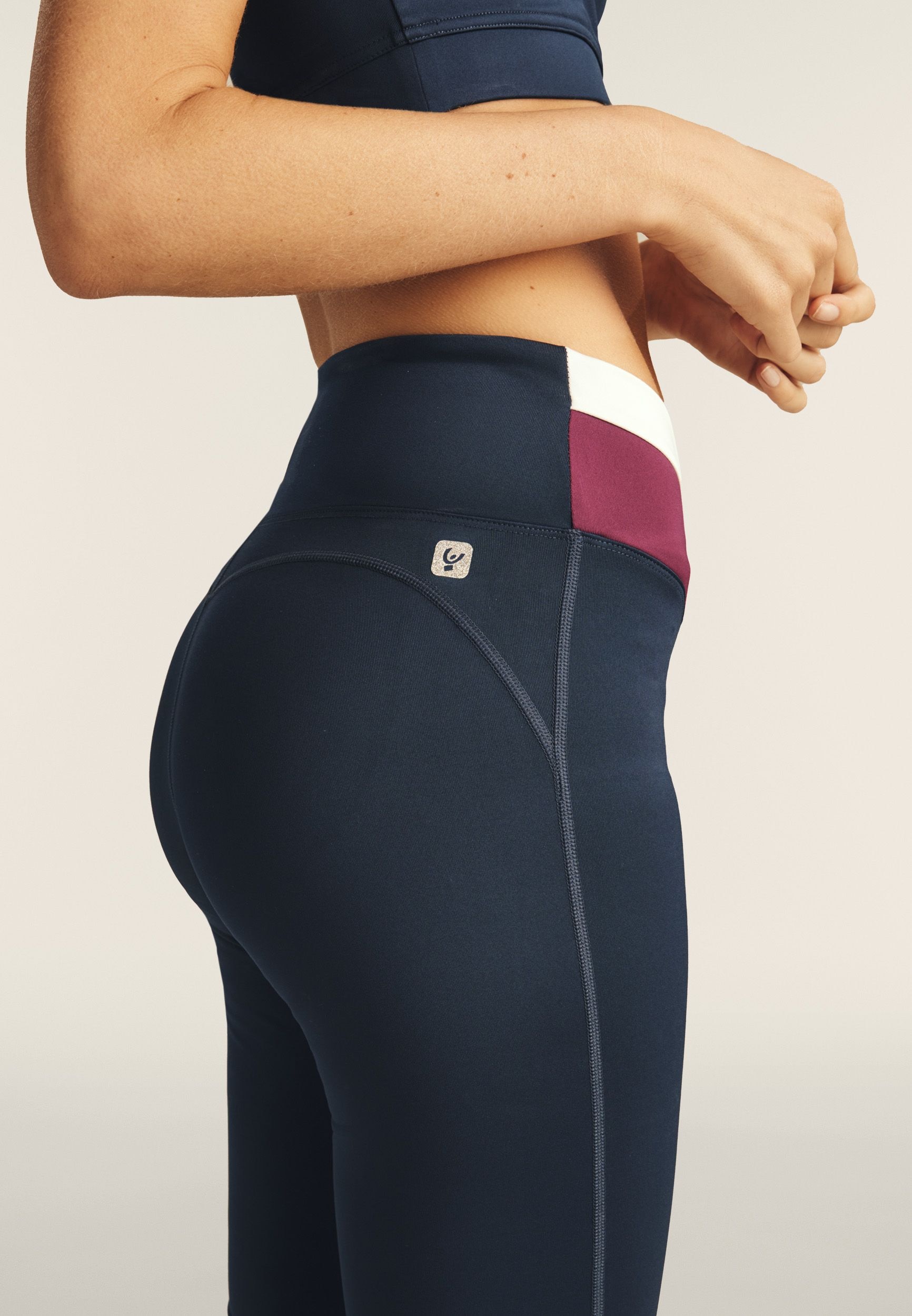 Freddy Jazzpants »SUPERFIT Leggings Flared High Waist«, mit überkreuztem Bund