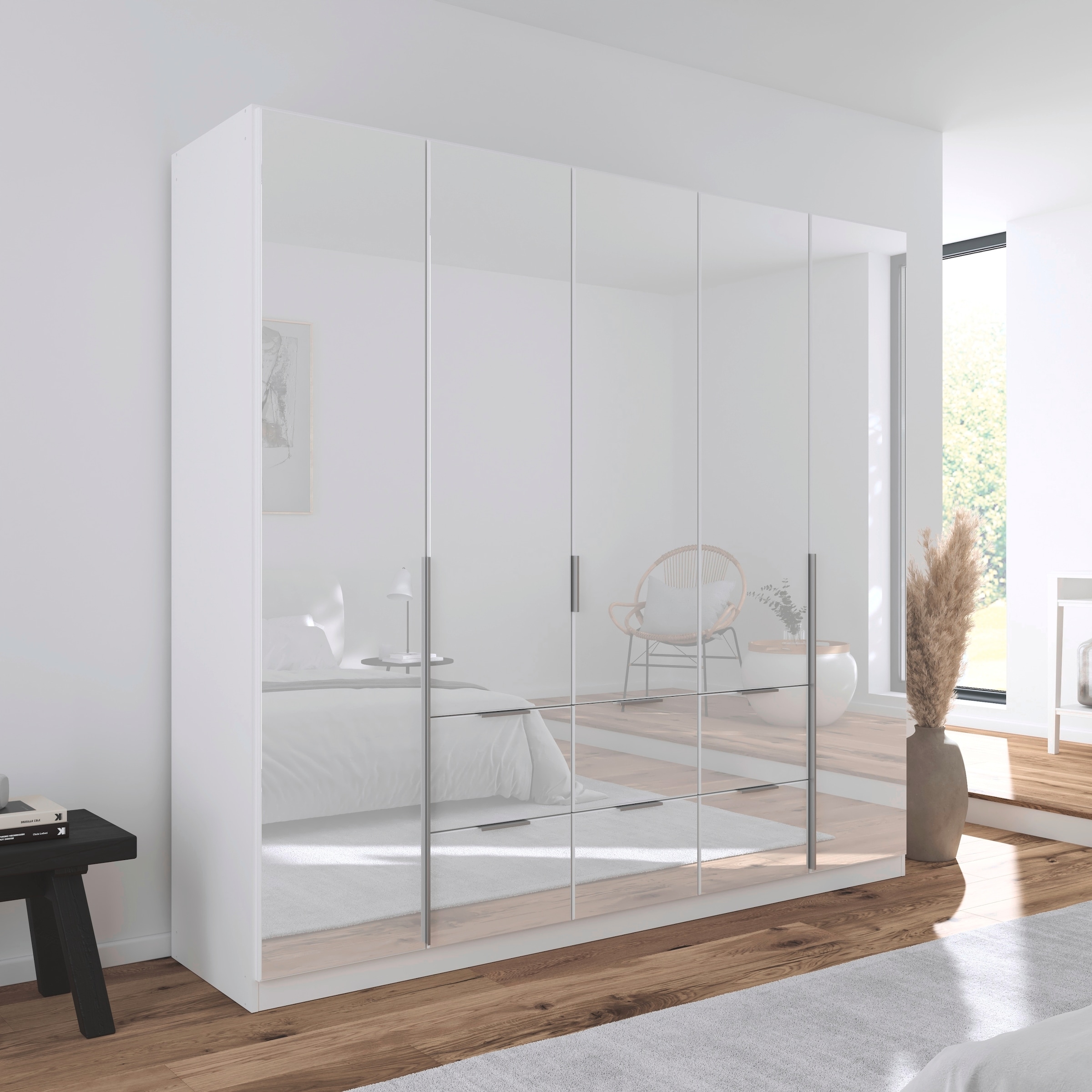 rauch Drehtürenschrank »Kleiderschrank Kleiderschränke Schrank Garderobe AGORDO mit Glasfront«, (in zwei Griff-Farben mit Glasfront), mit Außenschubkästen, in 6 Breiten und 2 Höhen MADE IN GERMANY