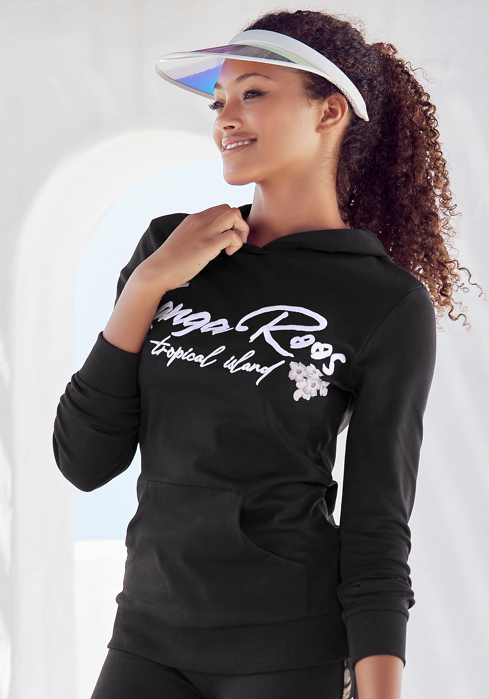 KangaROOS Kapuzensweatshirt, Mit Stickerei und Blumendruck, Loungeanzug, Hoodie