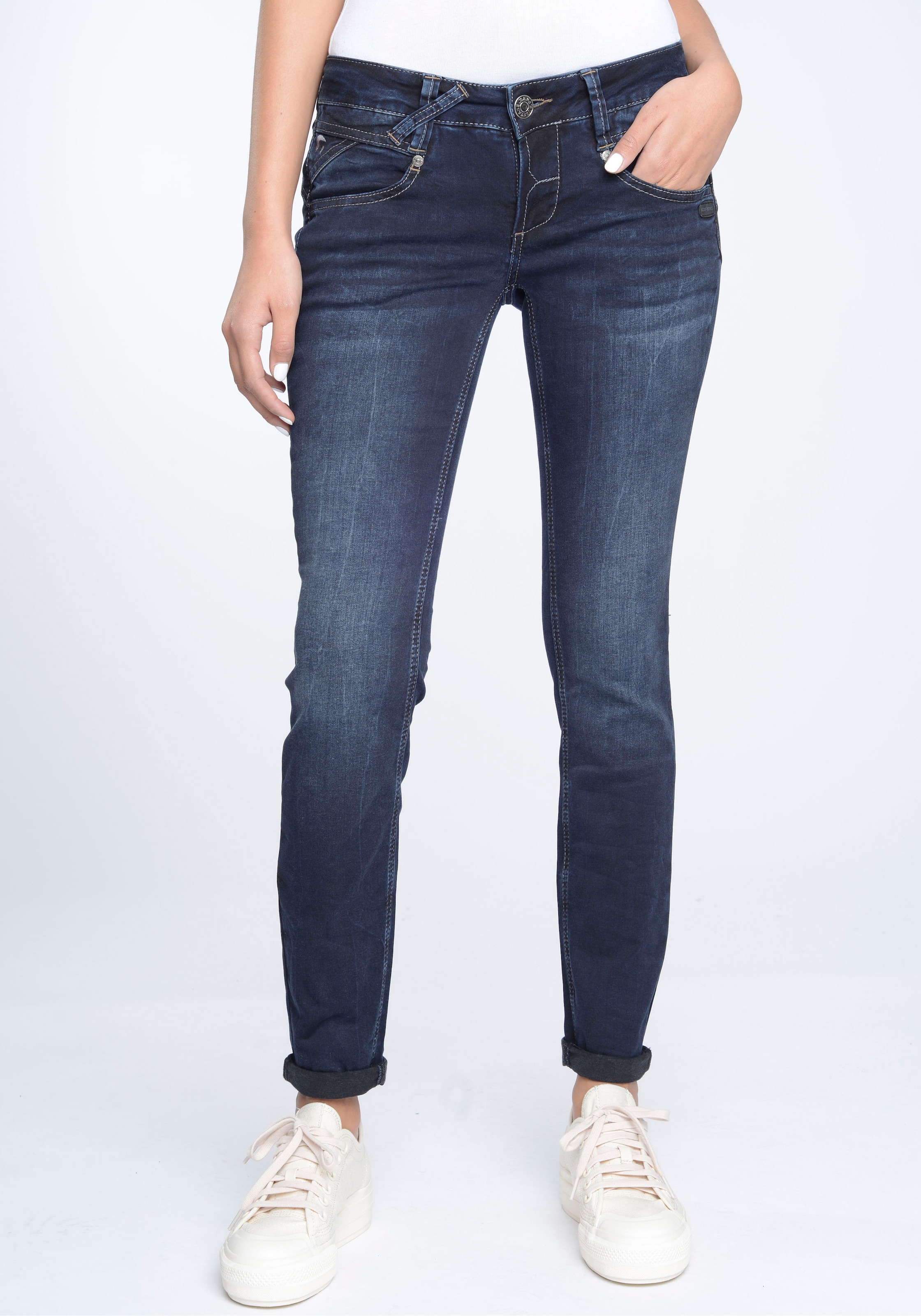 Skinny-fit-Jeans »94NENA«, in authenischer Used-Waschung