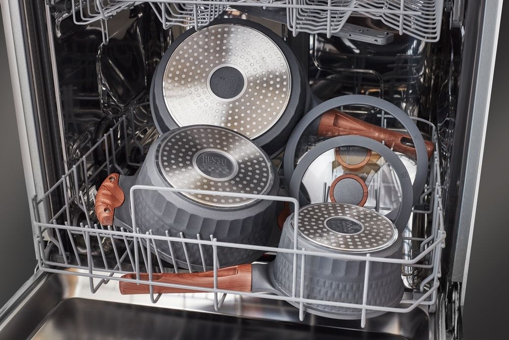 RESTO Kitchenware Topf-Set »Capella mit Deckel, antihaftbeschichtet und spülmaschinenfest« Set, 1x Stielkasserolle Ø 16 cm, je 1x Bratentopf Ø 24 cm + Ø 28 cm, 6 Stk. tlg. Aluminiumguss