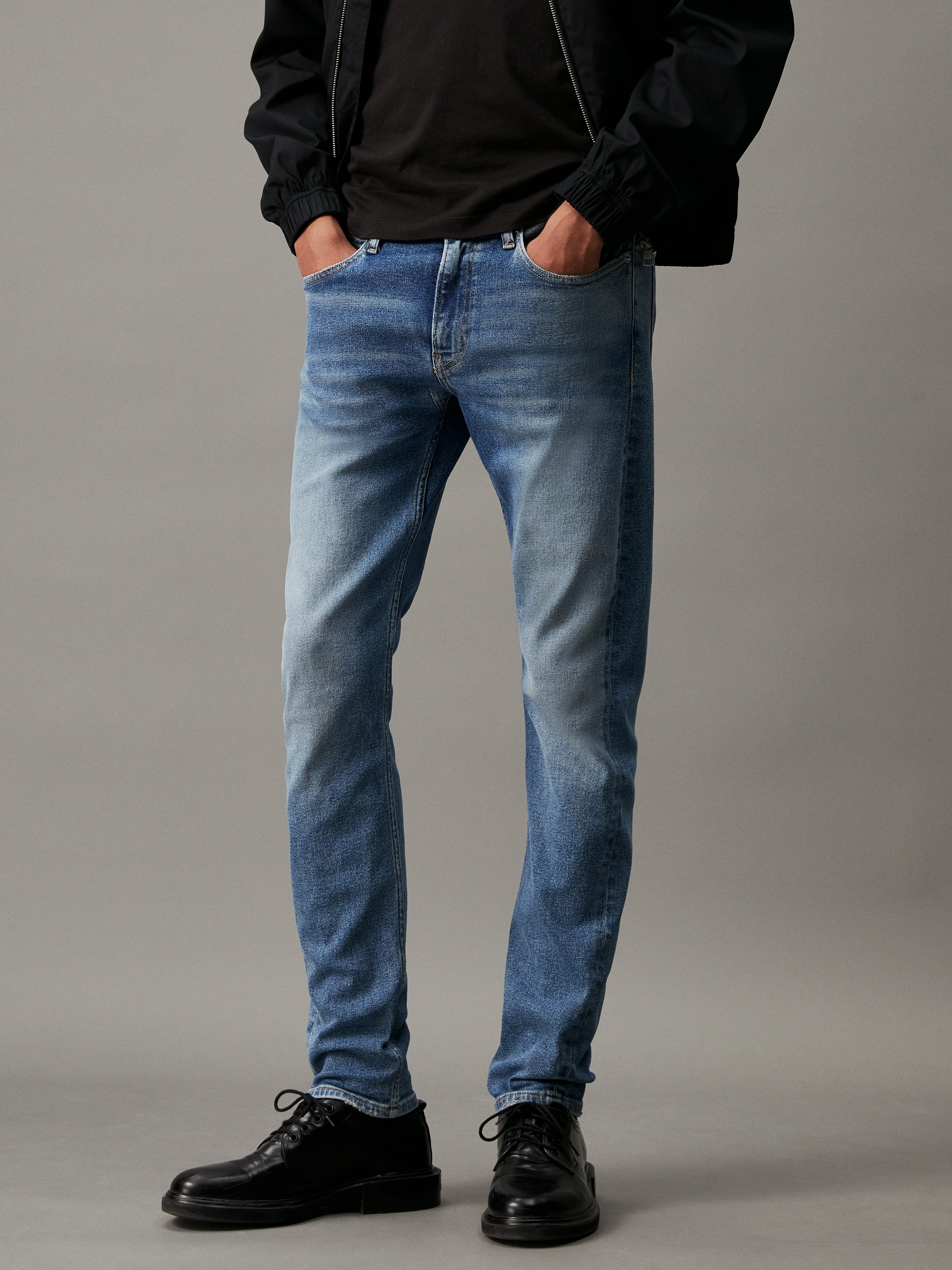 Calvin Klein Jeans Slim-fit-Jeans »SLIM TAPER«, in klassischer 5-Pocket-Form