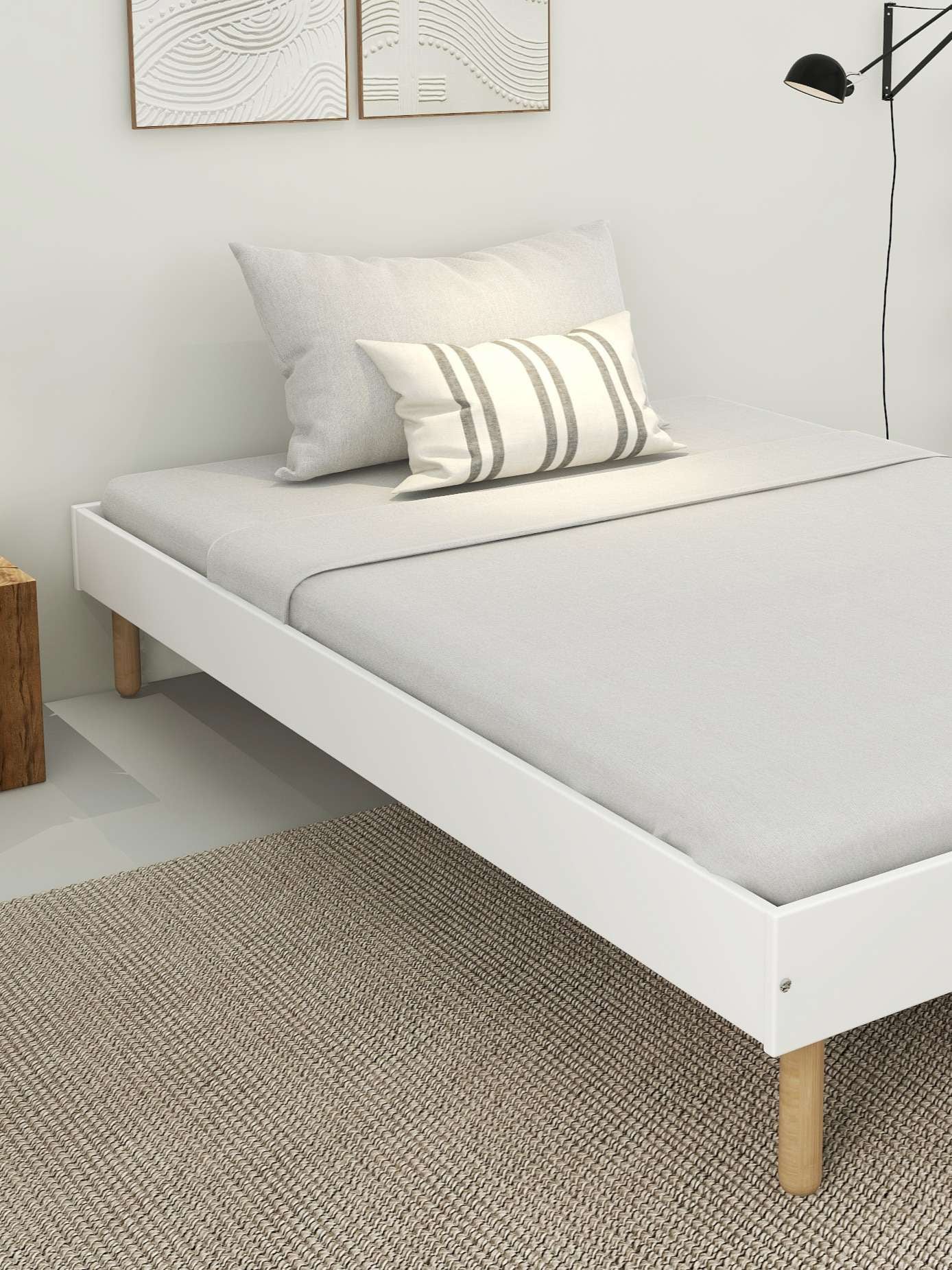 OTTO home Bett »Dagmar, Bettgestell, Futonbett, Füße aus Massivholz«, (140cm Liegefläche), mit festen Latten aus massiver Kiefer, belastbar mit 200KG