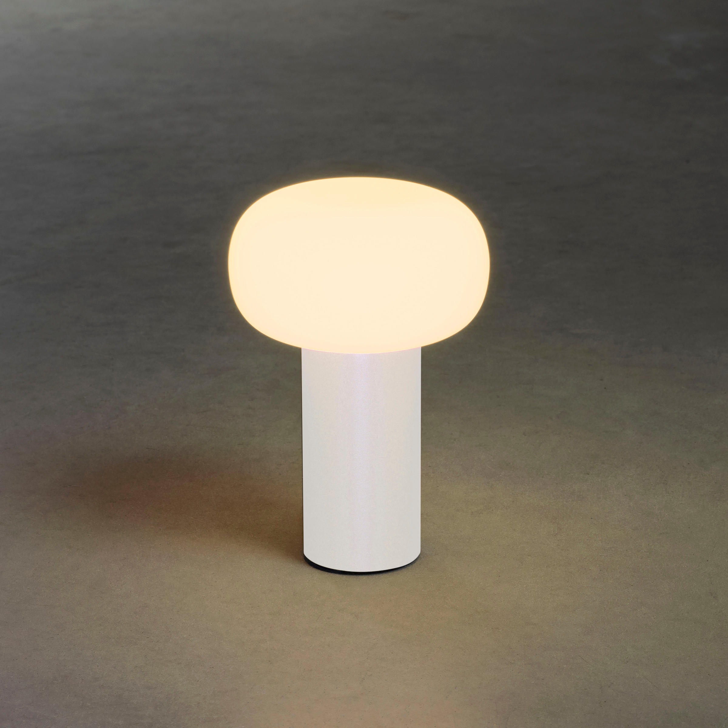 KONSTSMIDE LED Tischleuchte »Antibes«, Leuchtmittel LED-Modul | LED fest integriert, Antibes USB-Tischleuchte, 2700/3000/4000K+RGB, dimmbar