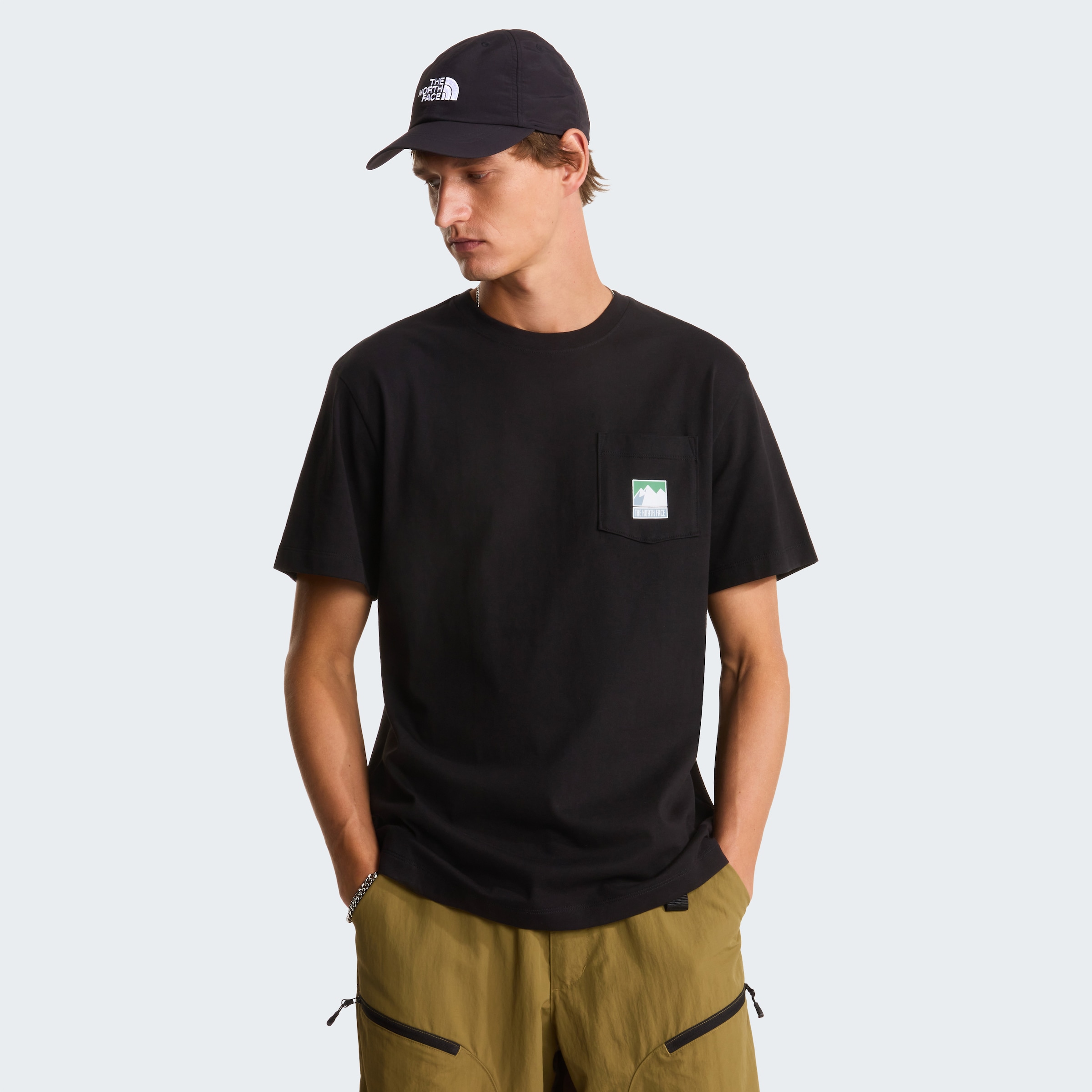 The North Face T-Shirt »M MOUNTAIN LOGO RELAXED SHORT SLEEVE TEE-GRAPHIC« lockere Passform, kurze Ärmel, weiches Material