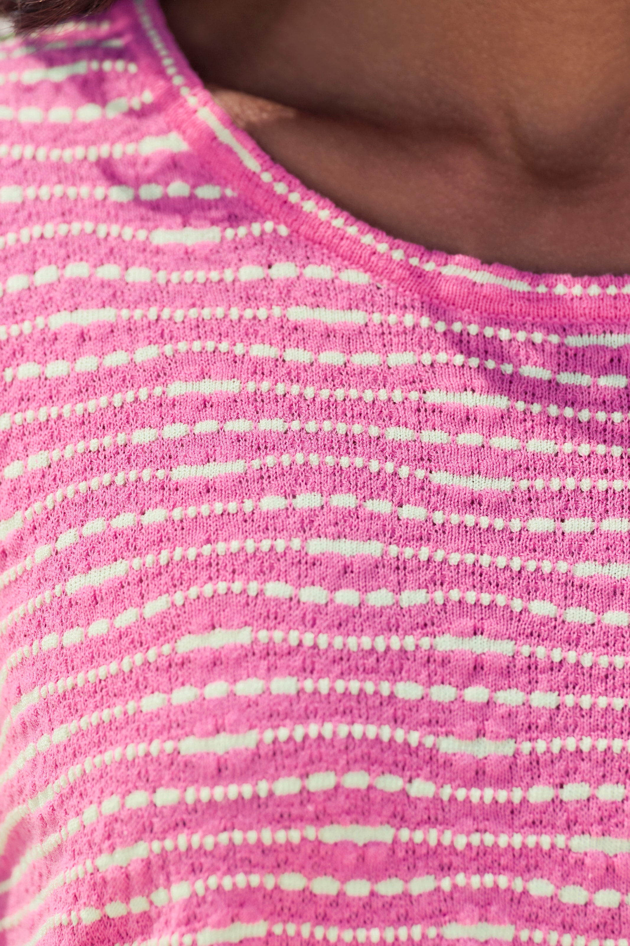Vivance Rundhalsshirt »mit Flügelärmelchen«, aus leichter Feinstrickqualität