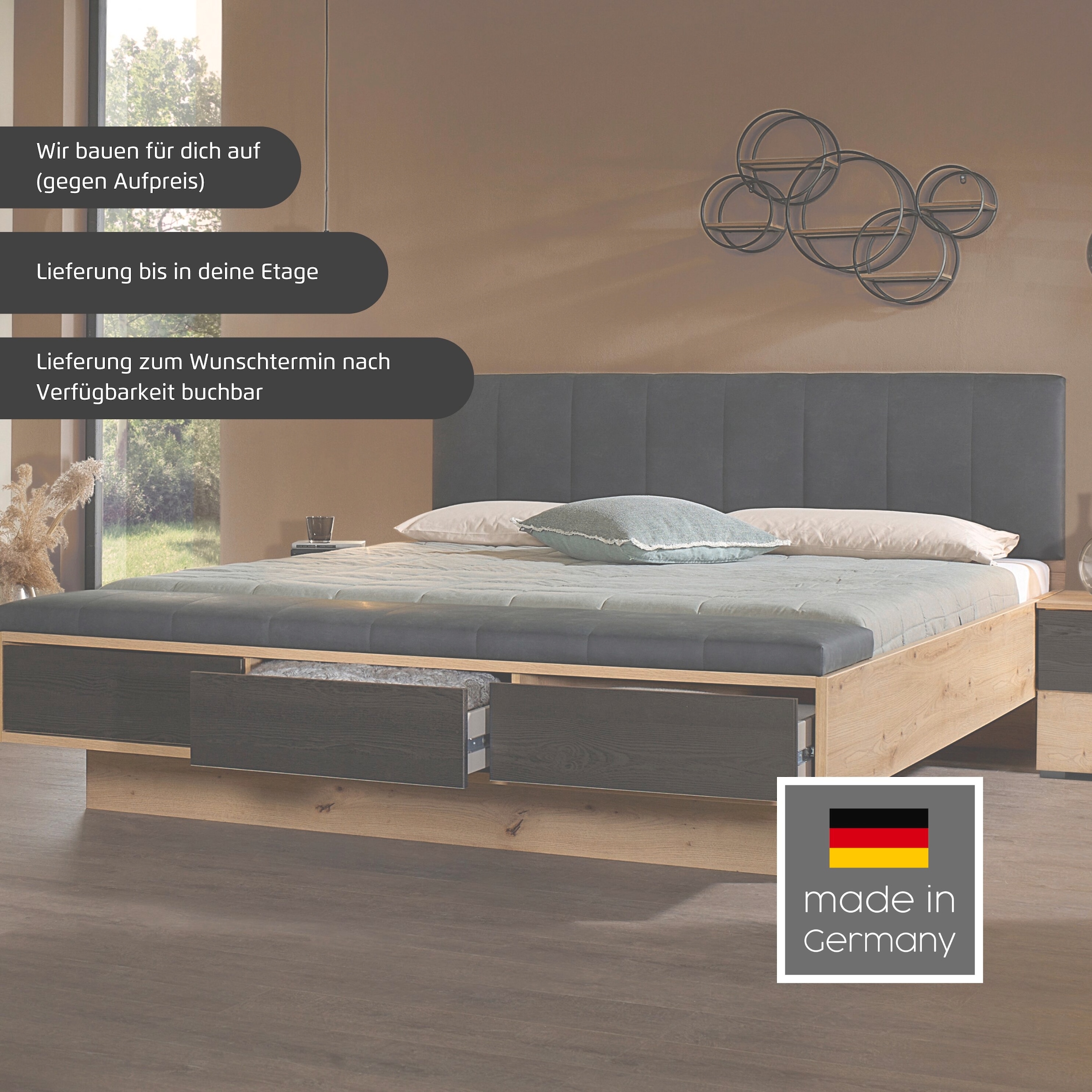 rauch Bettanlage »Bett Doppelbett Komfortbett Funktionsbett APOLLON« Liegefläche 180x200, optional mit Bettbank und Stauraum, 3 tlg. tlg. Polster-Kopfteil in Lederoptik black, 2x Nachttische MADE IN GERMANY
