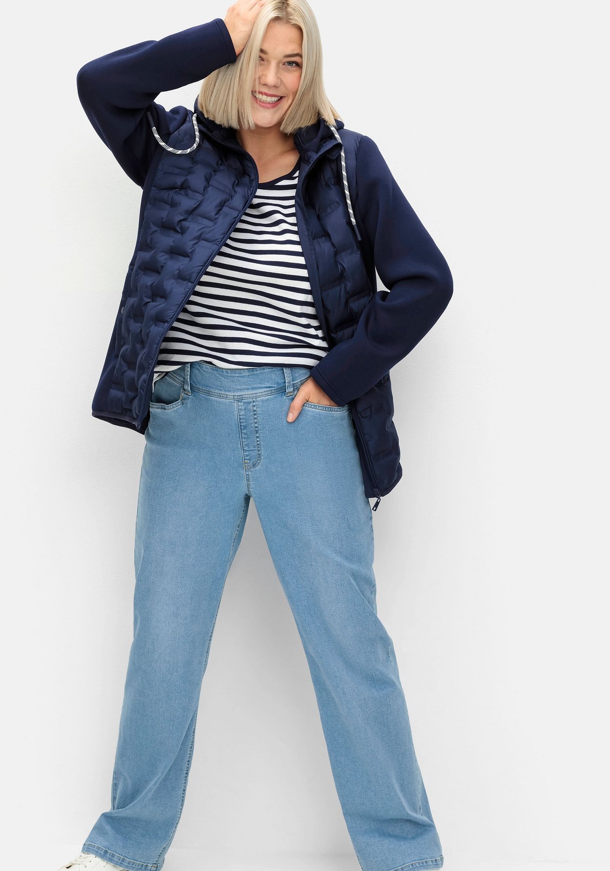 Sheego Stretch-Jeans »Weite Jeans im Curvy-Schnitt ELLA, mit Teilgummibund«