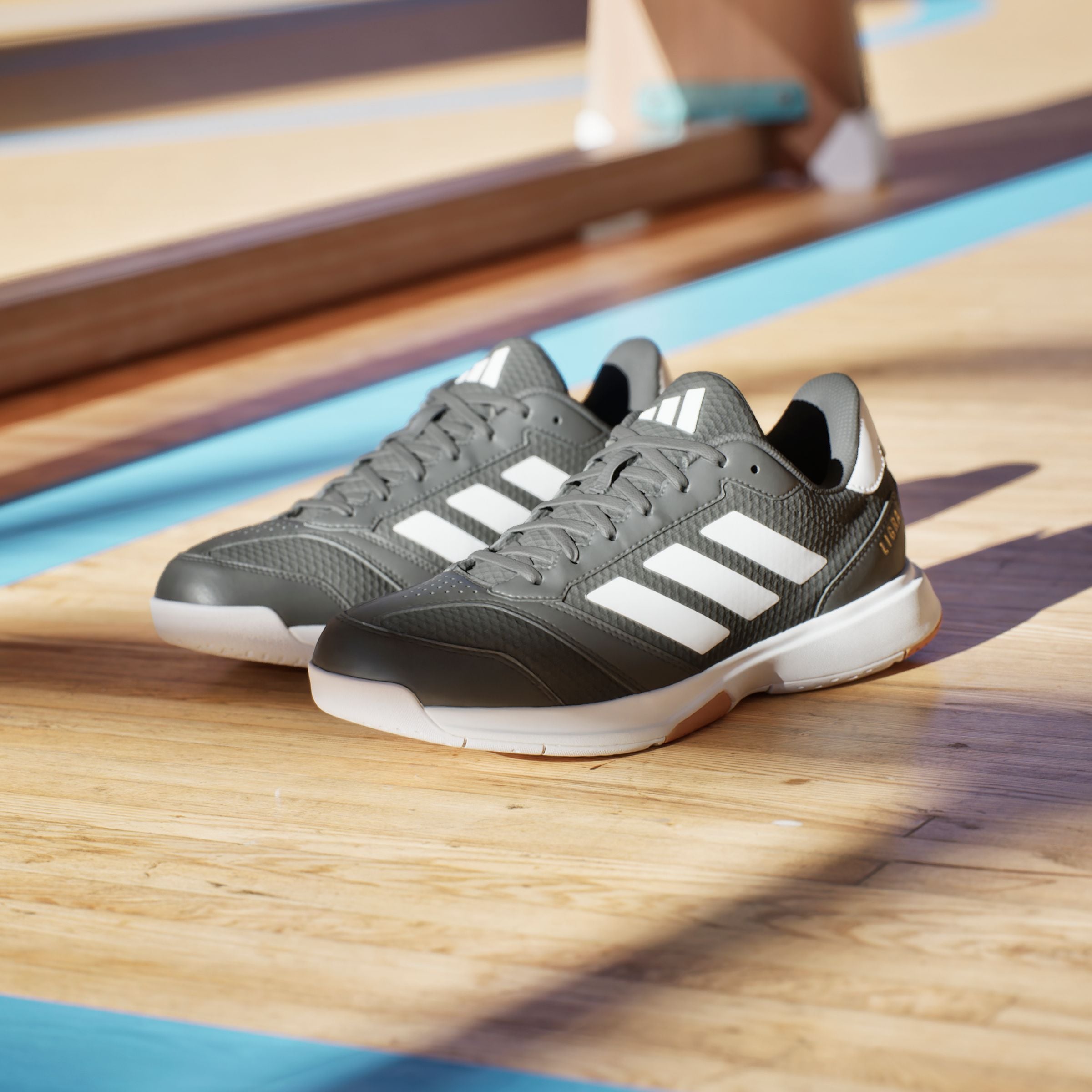 adidas Performance Hallenschuh »LIGRA 8 INDOOR«, geeignet für jeden Hallensport