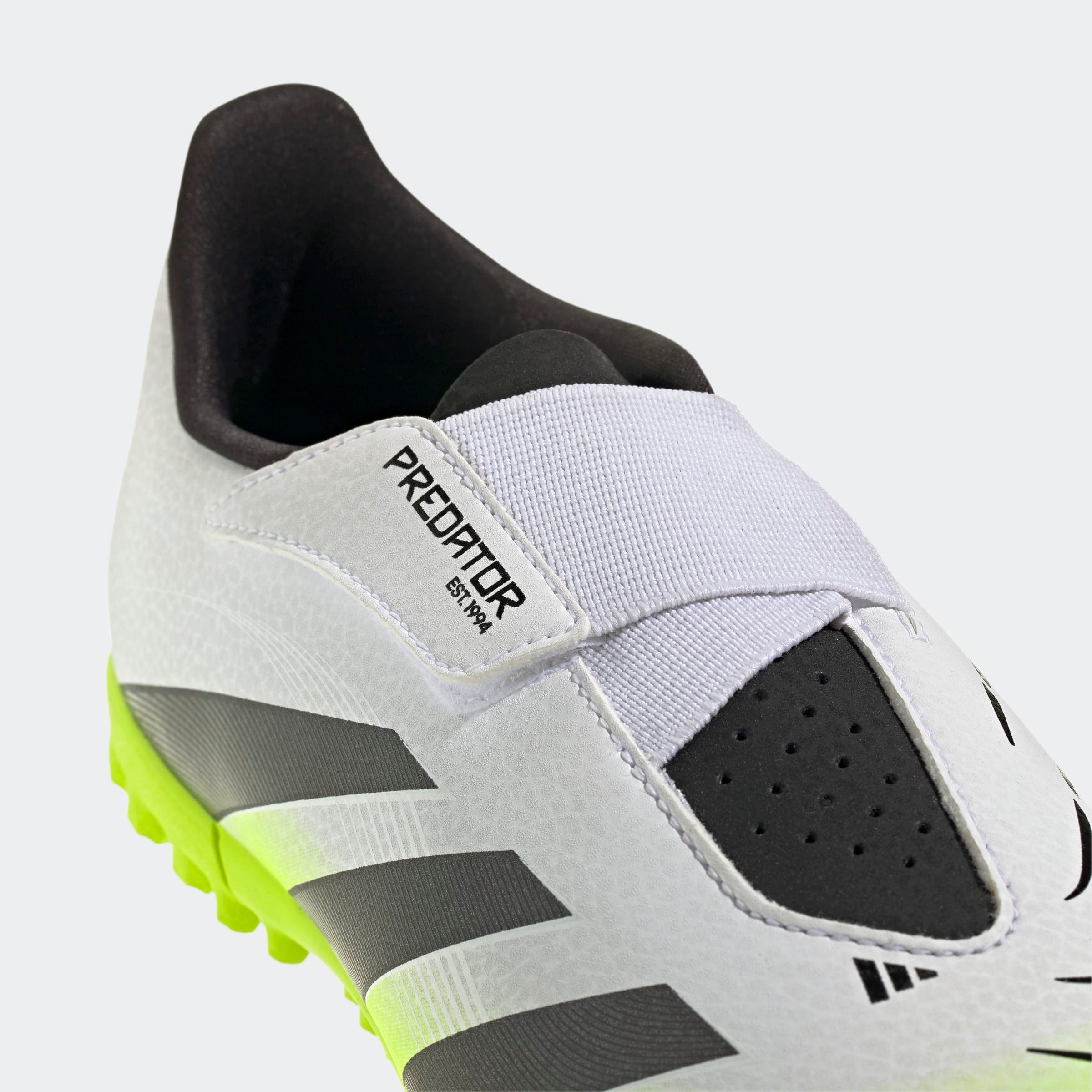 adidas Performance Fußballschuh »PREDATOR CLUB HOOK-AND-LOOP KUNSTRASENSCHUHE KIDS«, geeignet für harte Untergründe Asche und Kunstrasen