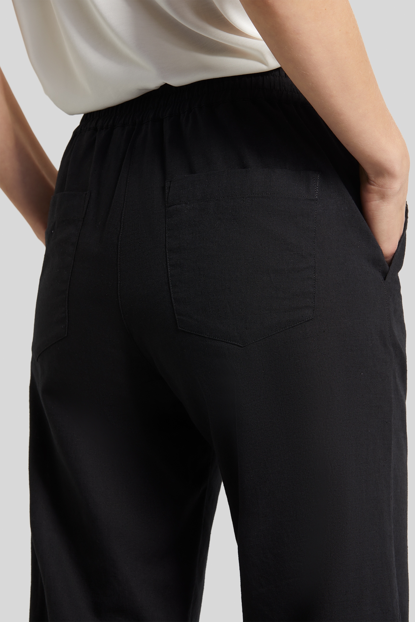bugatti Stoffhose, mit Kordelzug und elastischem Bund