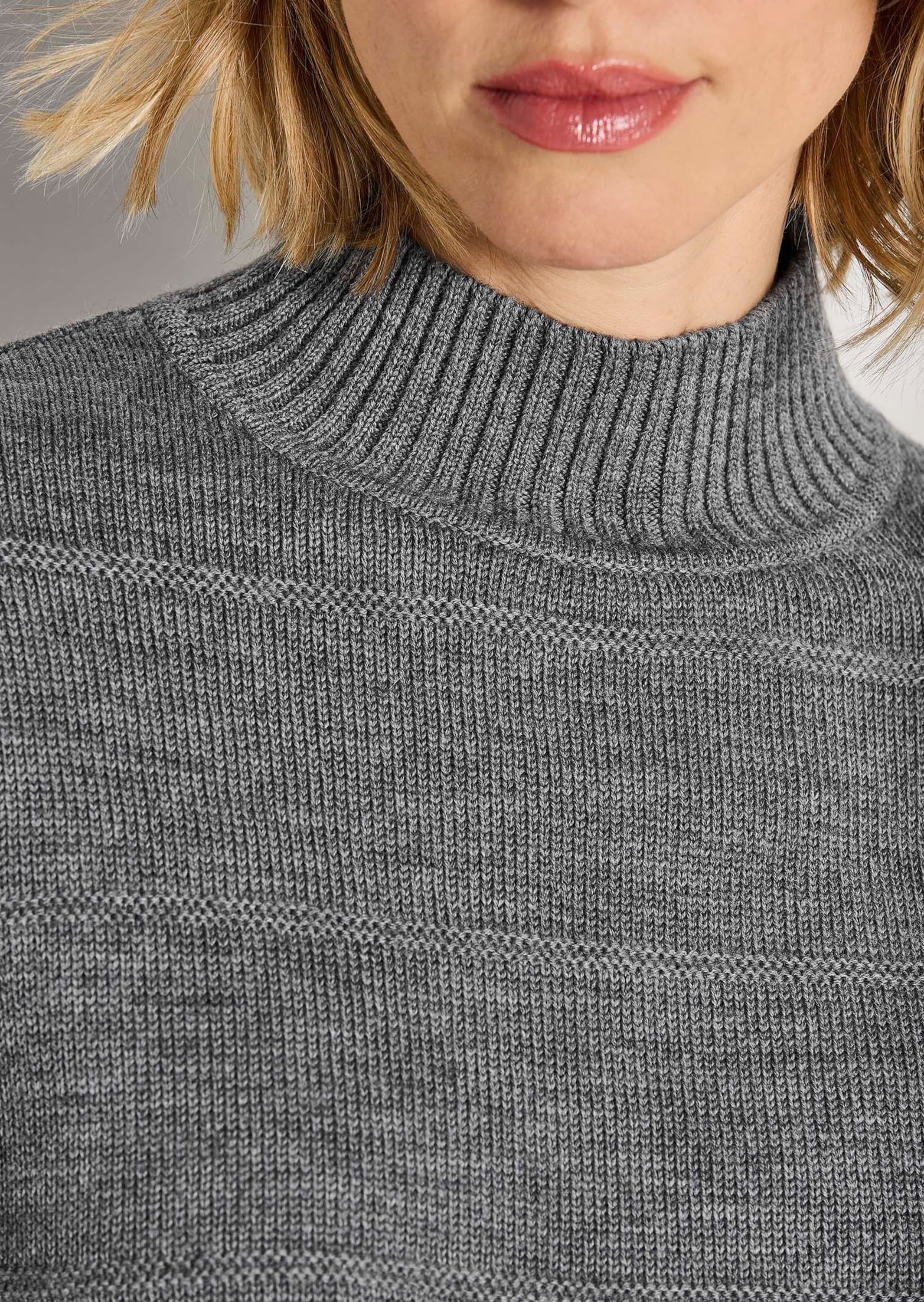 MADELEINE Stehkragenpullover »Strickpullover Eleganter Wollpullover mit Querstruktur« Strukturstrick